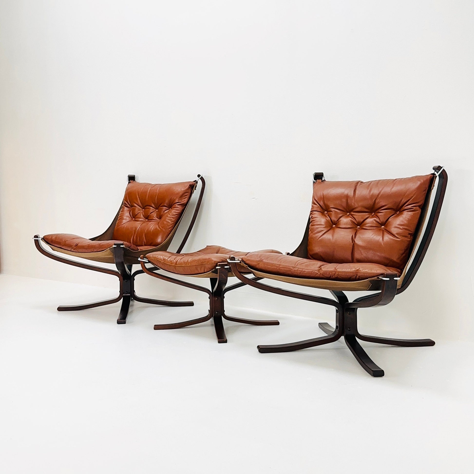 Mid century Falcon chairs and footstools by Sigurd Ressell for Vatne Møbler, 1970s, set of 3