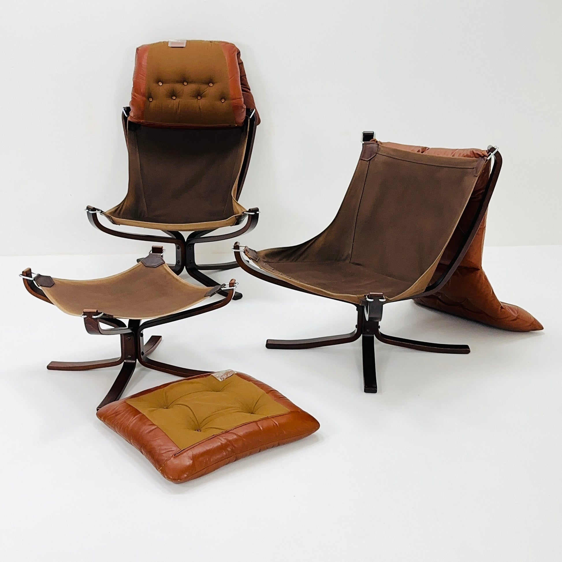 Mid century Falcon chairs and footstools by Sigurd Ressell for Vatne Møbler, 1970s, set of 3