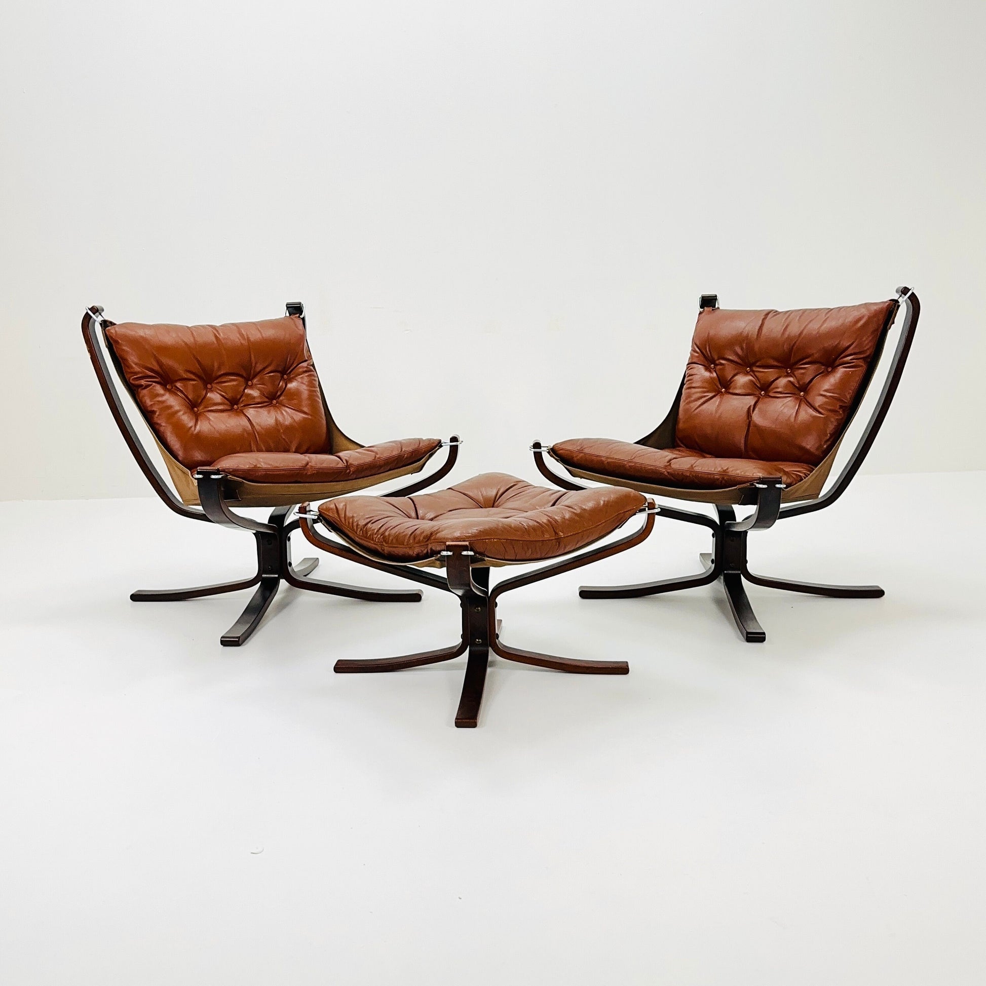 Mid century Falcon chairs and footstools by Sigurd Ressell for Vatne Møbler, 1970s, set of 3