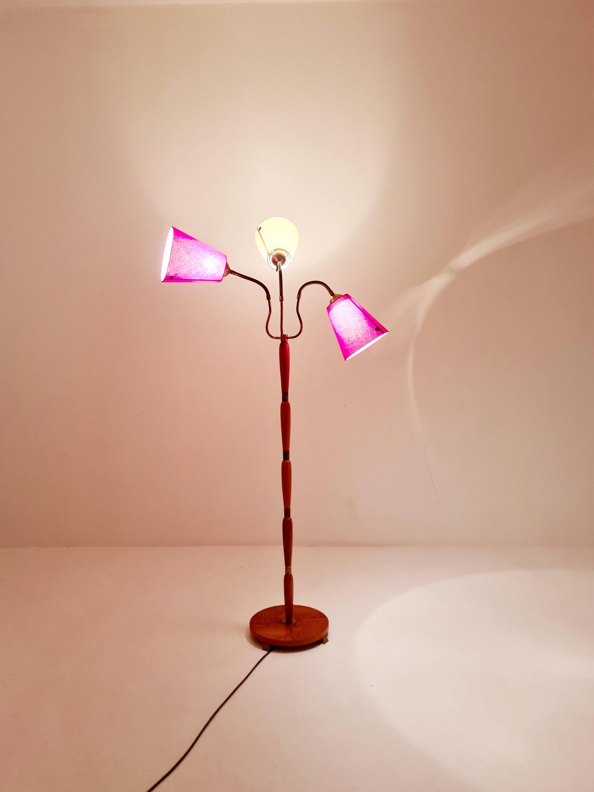 swedish Modern three flex arms brass & wood floor lamp, tütenlampe, 1950s