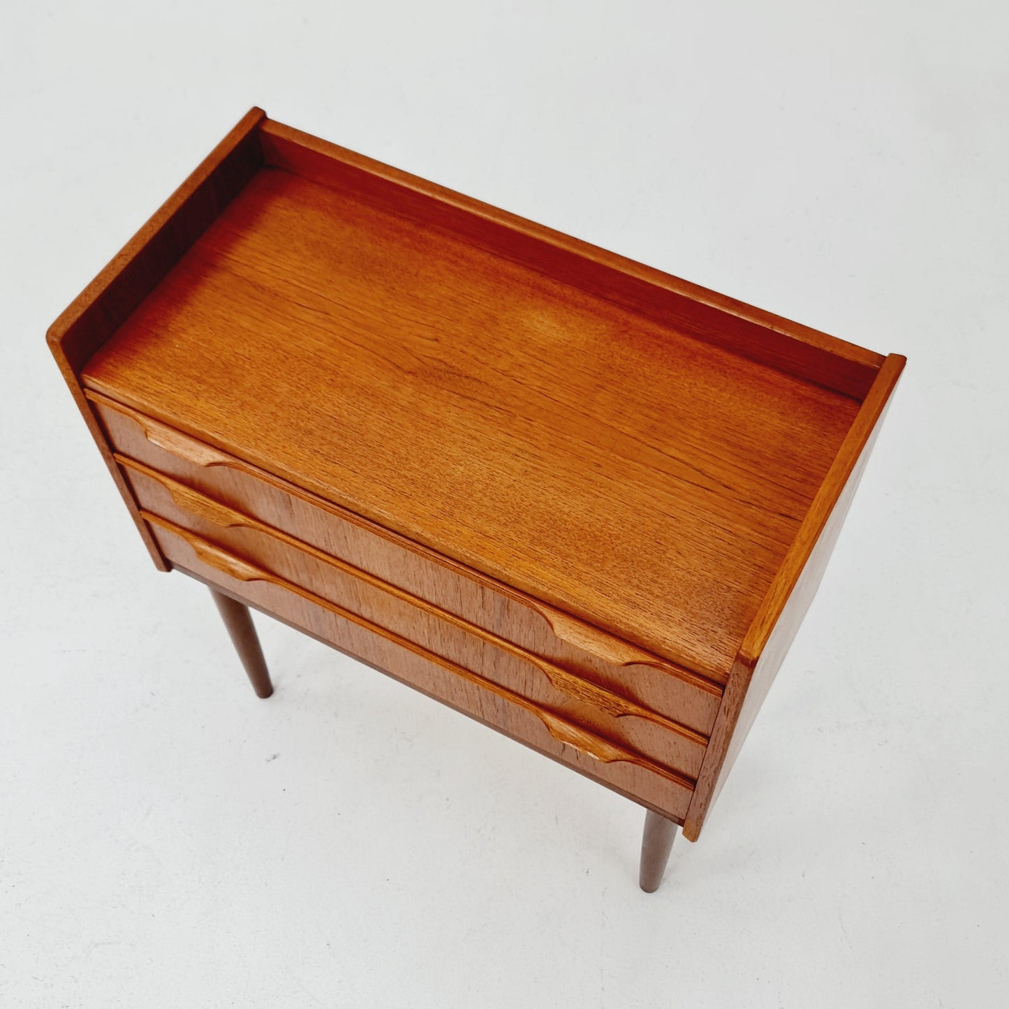 Midcentury danish design chest of drawers / drawer dresser /3 drawers cabinet, 1960s