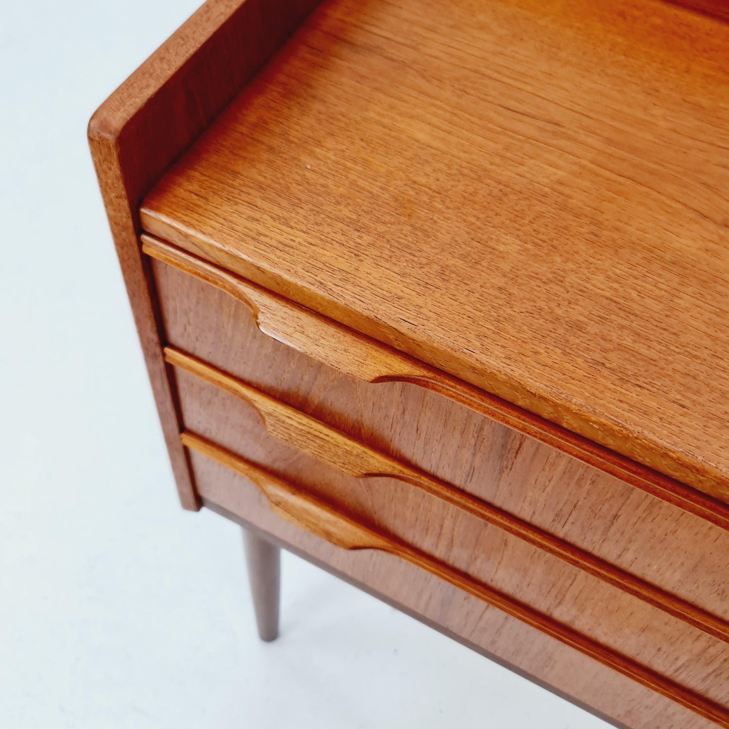 Midcentury danish design chest of drawers / drawer dresser /3 drawers cabinet, 1960s
