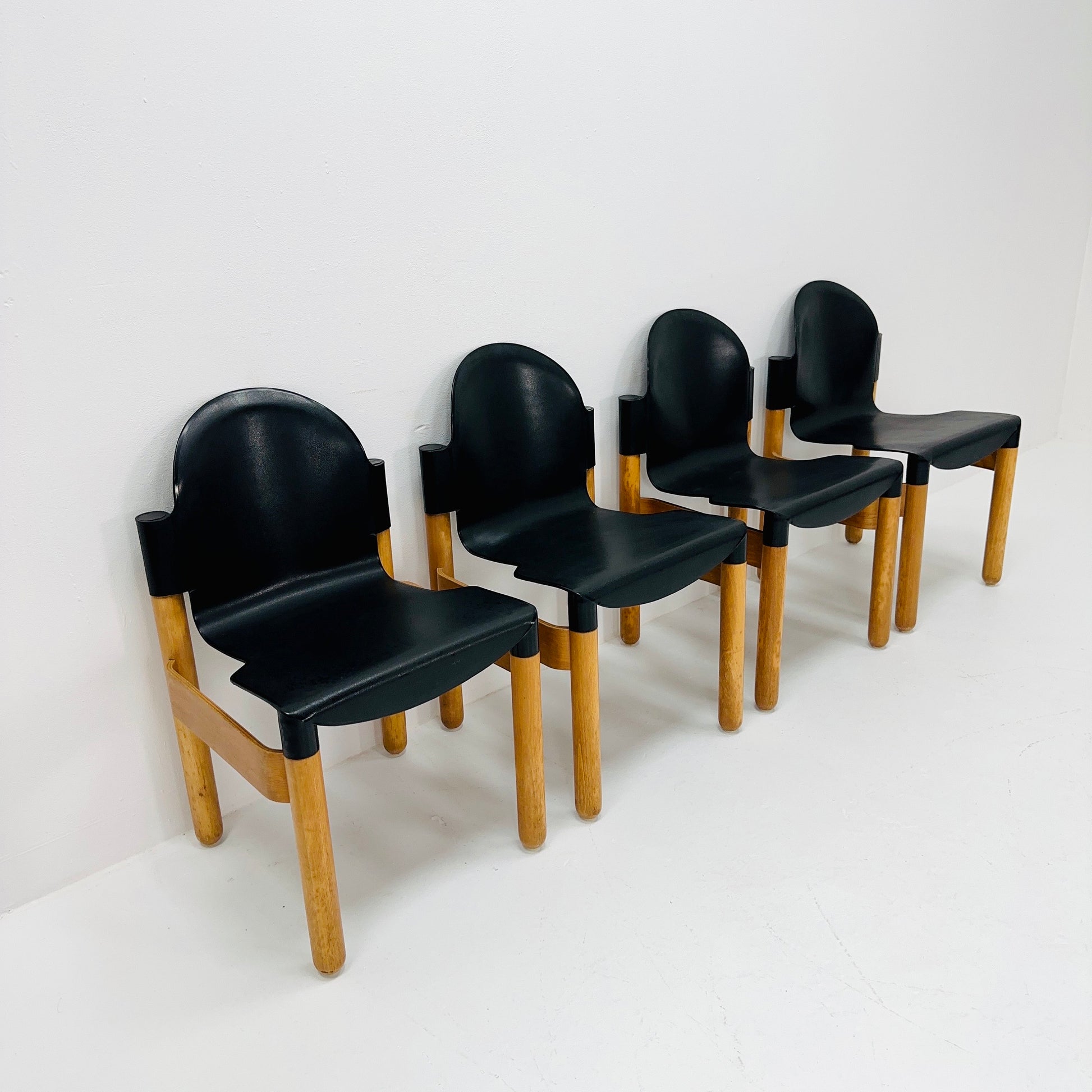 Set of 4 mid century dining chairs "Flex" by Gerd Lange for Thonet, 1970s West Germany