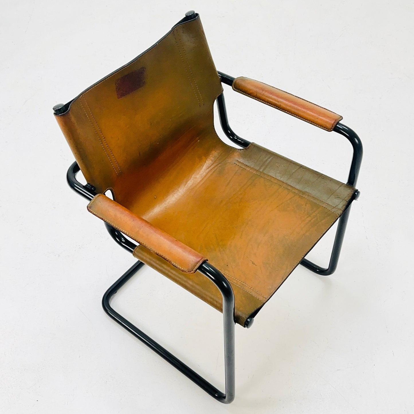Mid century Bauhaus Visitor leather armchair for Mattei Grassi 1970s Italy