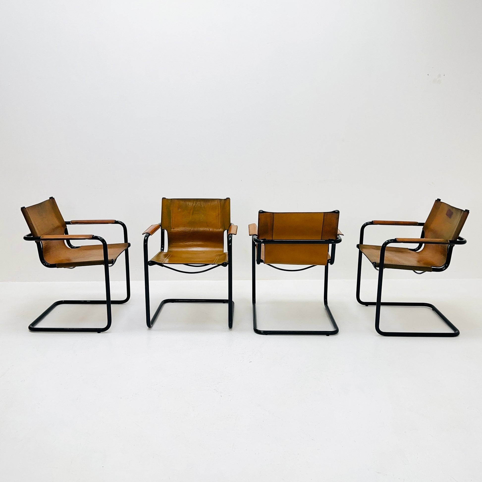 Mid century Bauhaus Visitor leather armchair for Mattei Grassi 1970s Italy