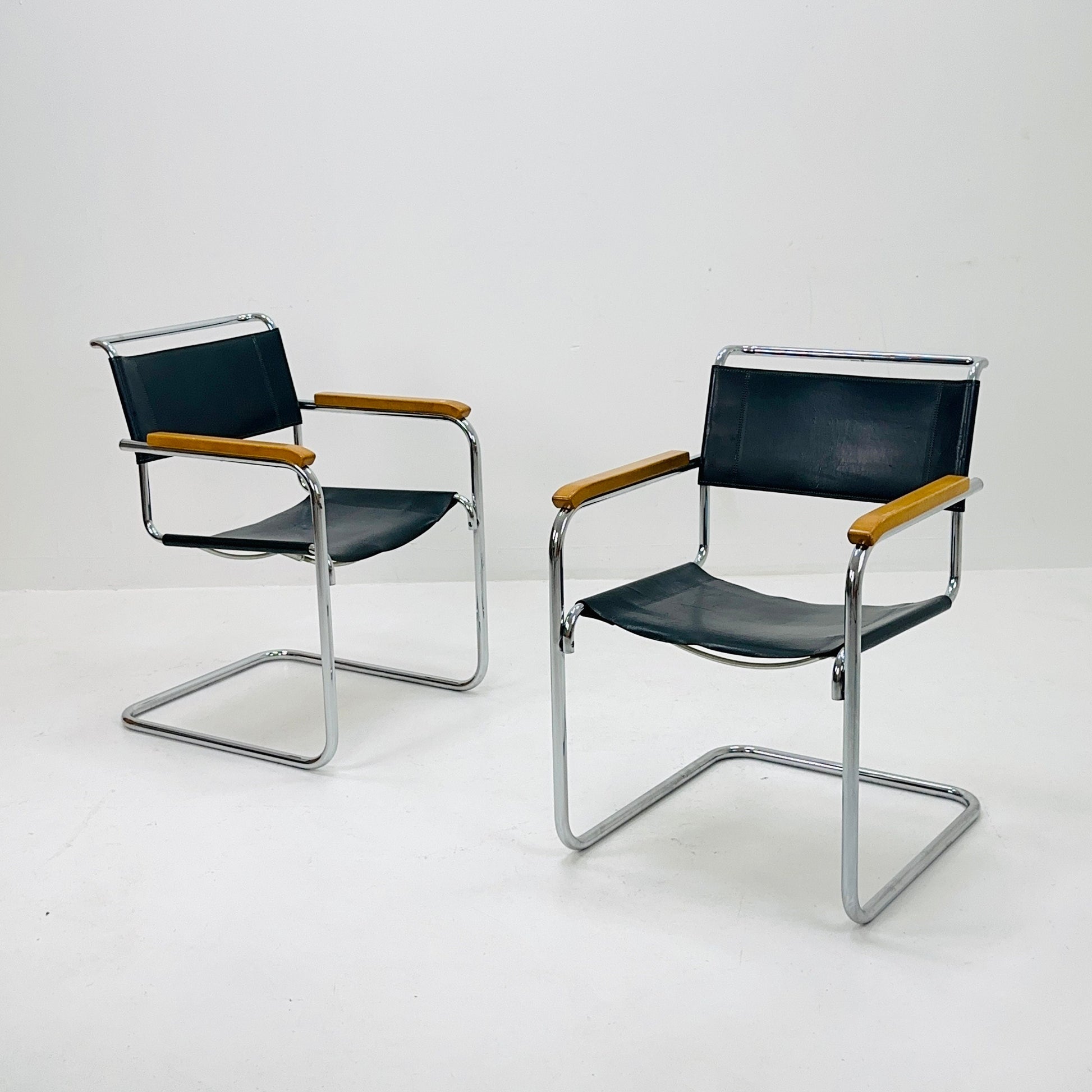 set of 2 Bauhaus black leather iconic armchairs by mart Stam for Thonet 1980s