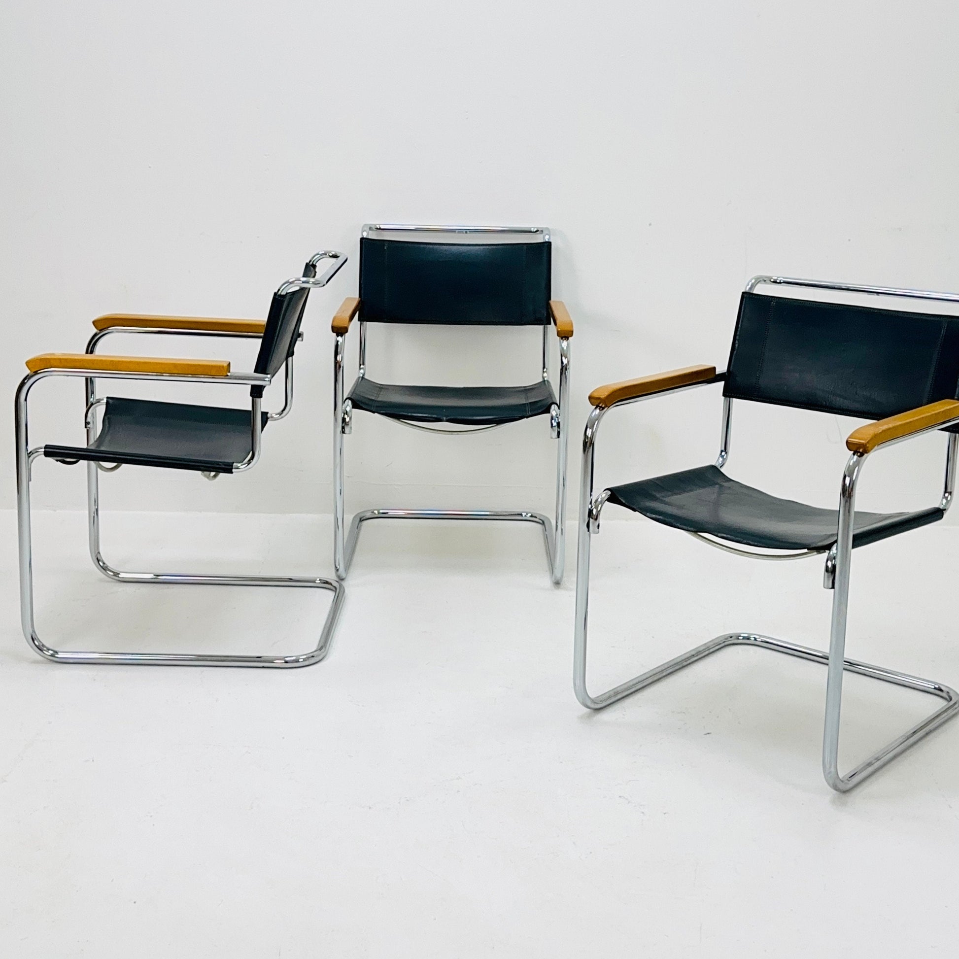 Set of 4 Bauhaus black leather iconic armchairs by mart Stam for Thonet 1980s