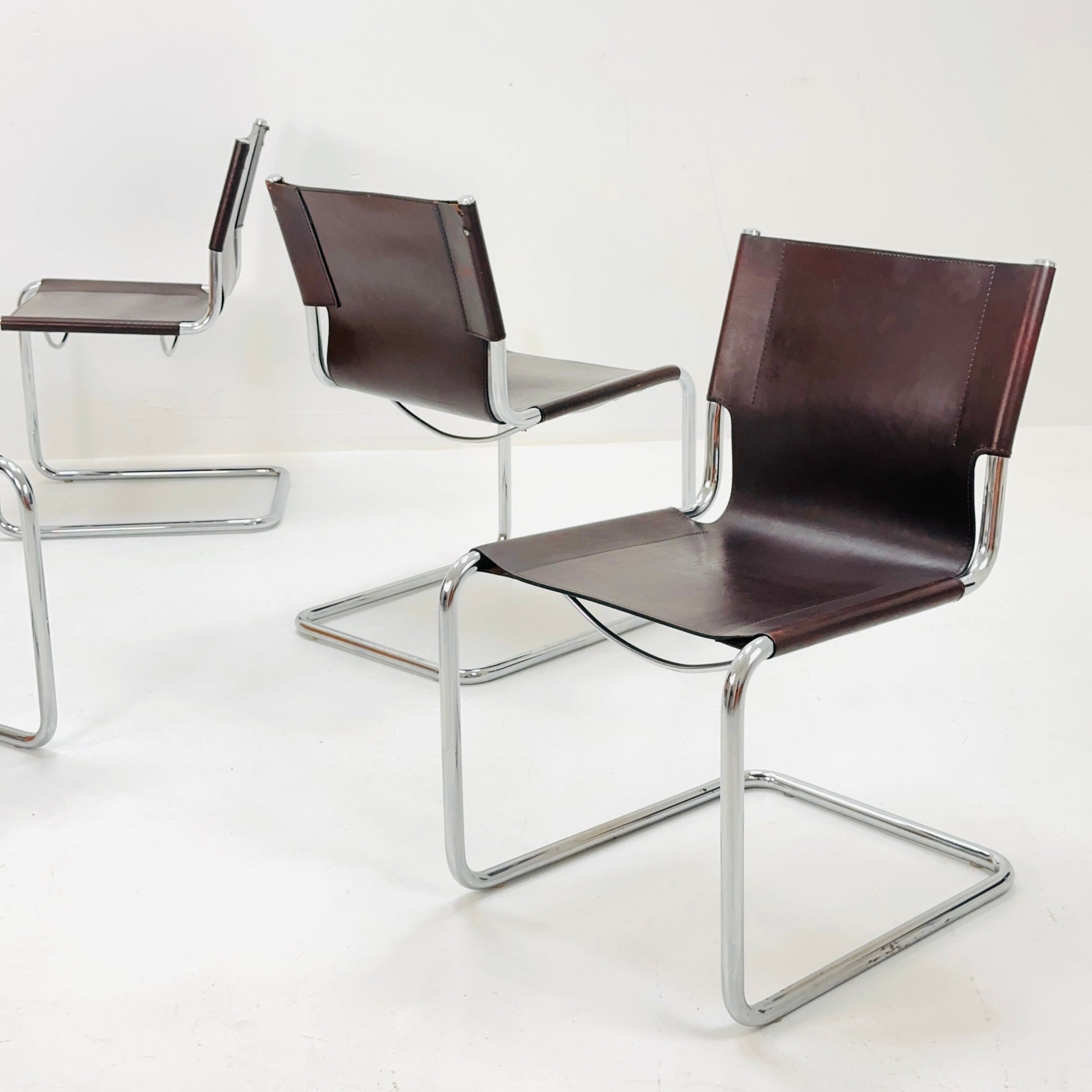 Set of 4 Mid-Century Vintage S33 Chair by Mart Stam & Marcel Breuer for Matteo grassi 1980s Italy