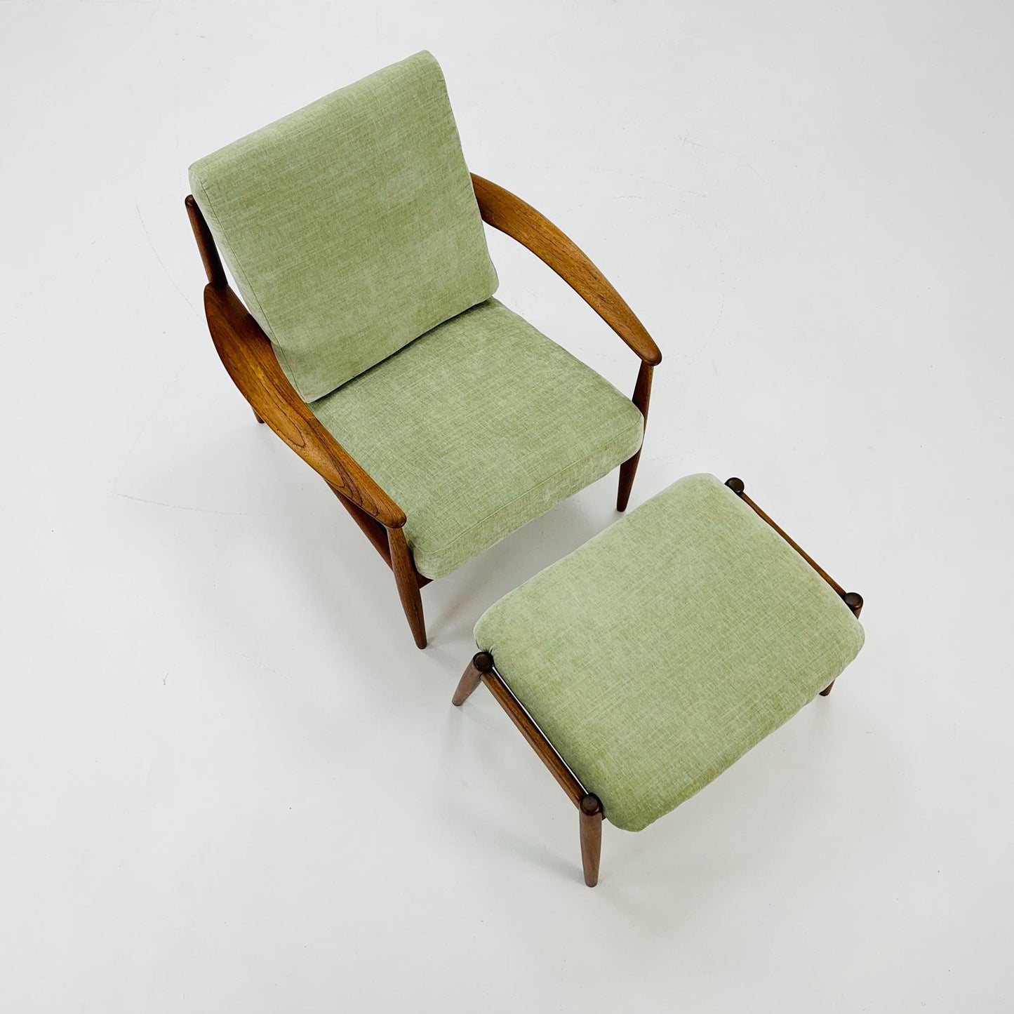 Mid century Longue armchair & ottoman by Grete Jalk for france and Son, 1960s Denmark