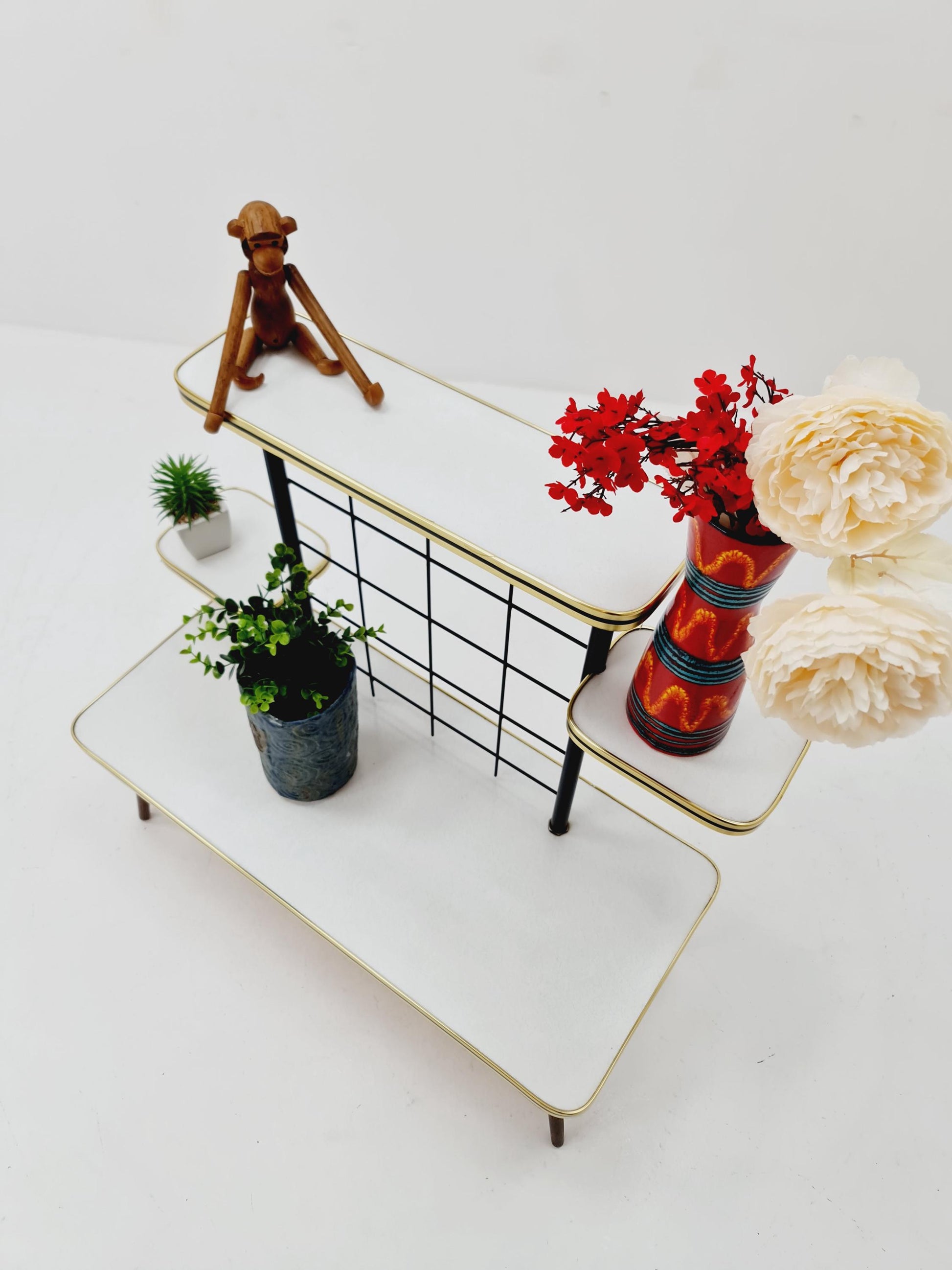 Big 1950s German Plant Stand, Vintage Mid-Century Minimalist Indoor Plant Stand Side Table Retro flower table