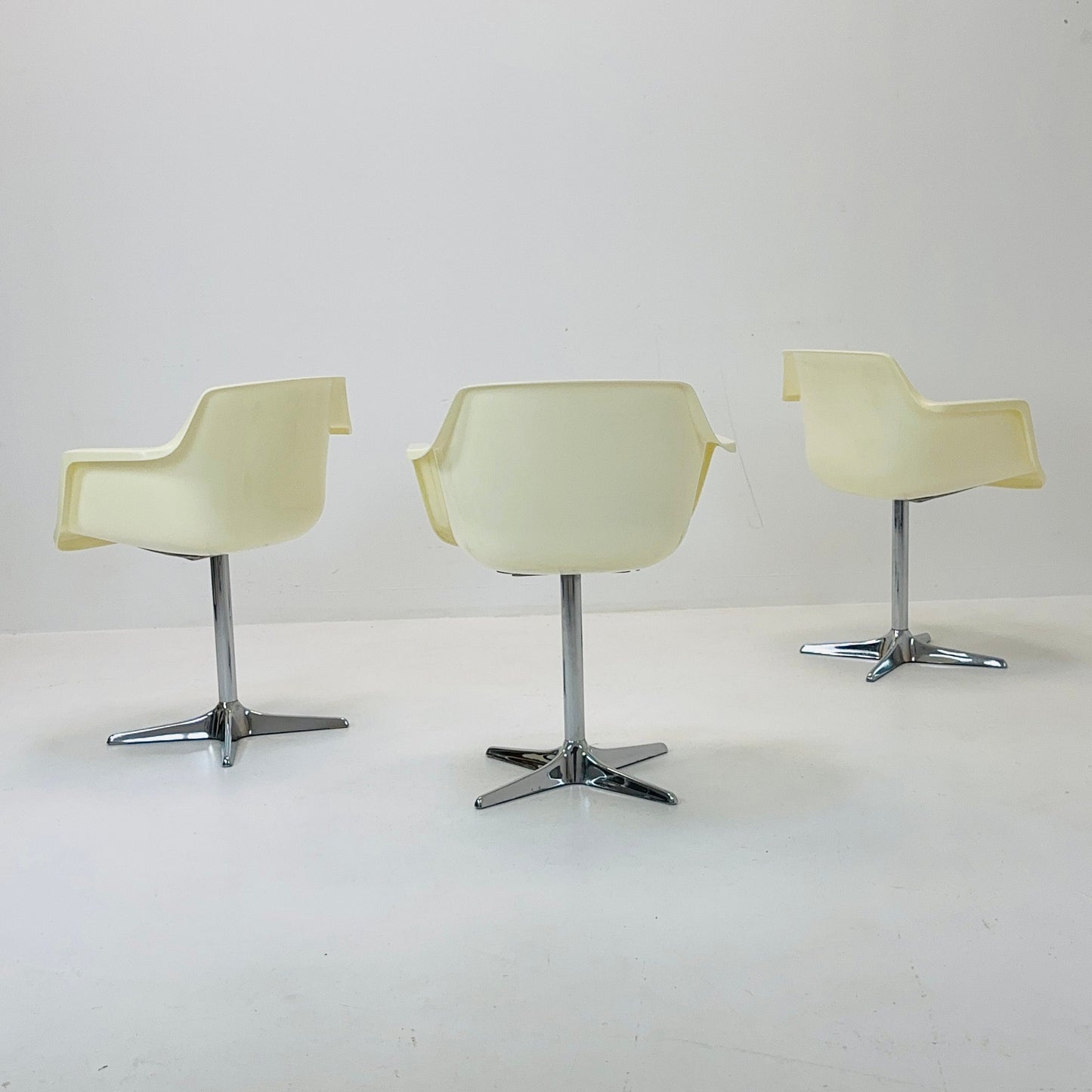 Set of 3 Space age armchairs by G. Leowald for Wilkhahn, 1970s