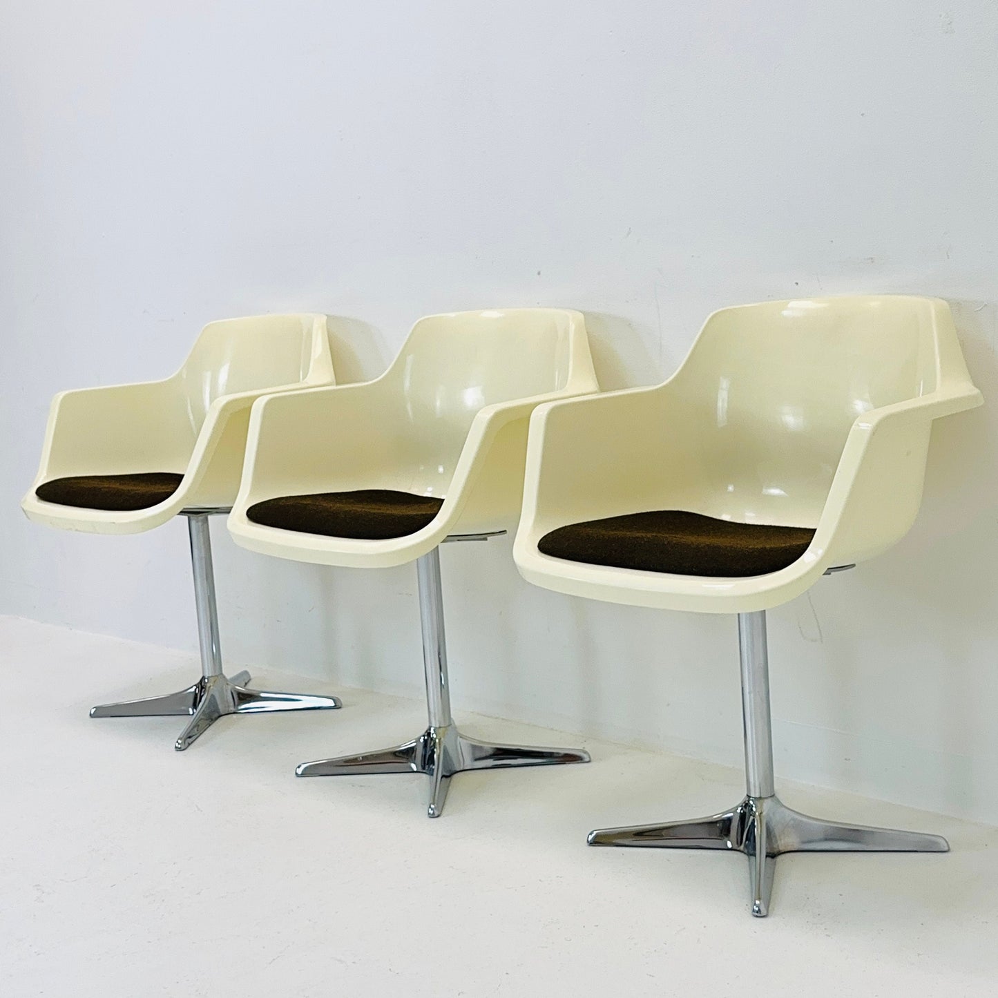 Set of 3 Space age armchairs by G. Leowald for Wilkhahn, 1970s