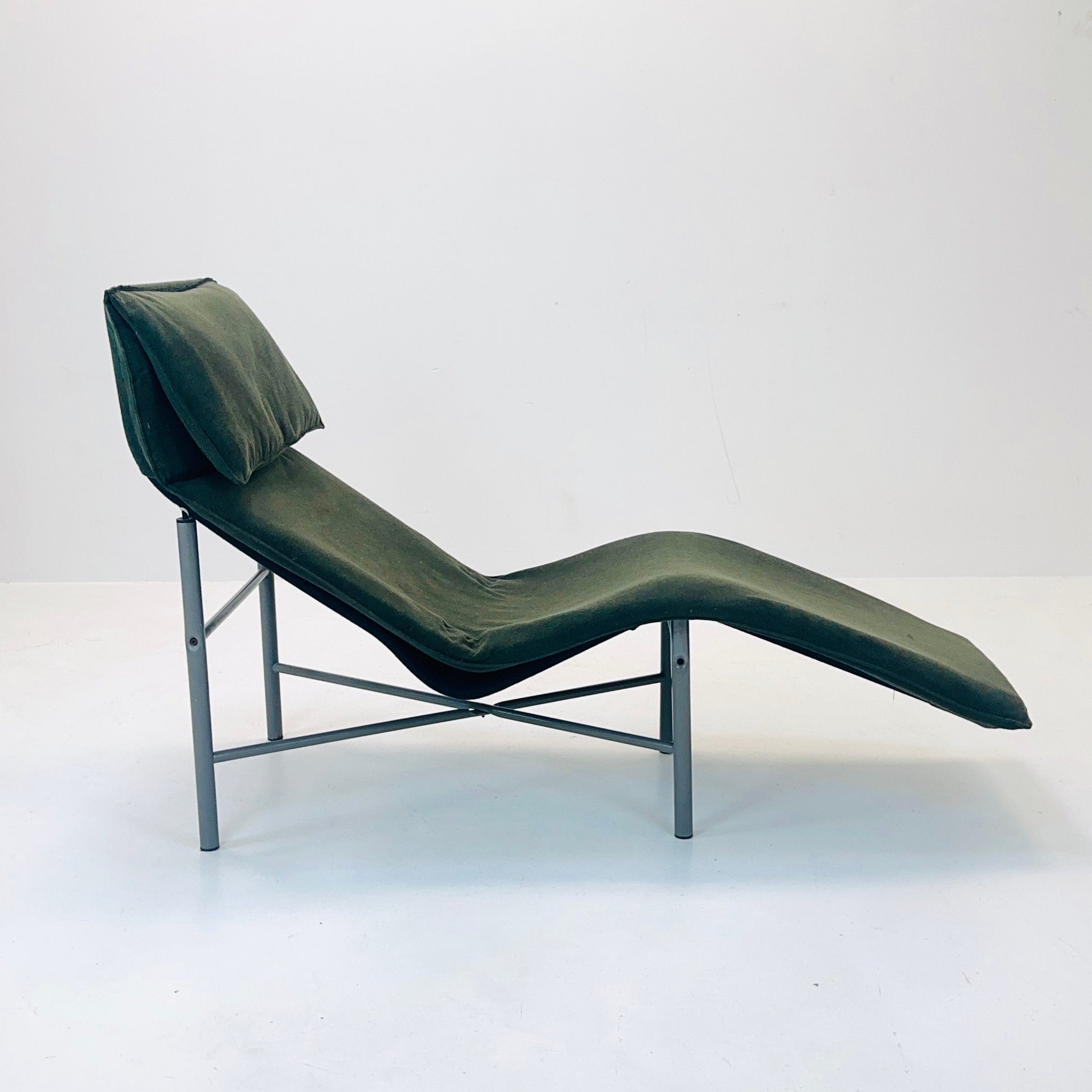Post Modern Tord Björklund “Skye” Chaise Lounge for Ikea, Sweden, 1970s