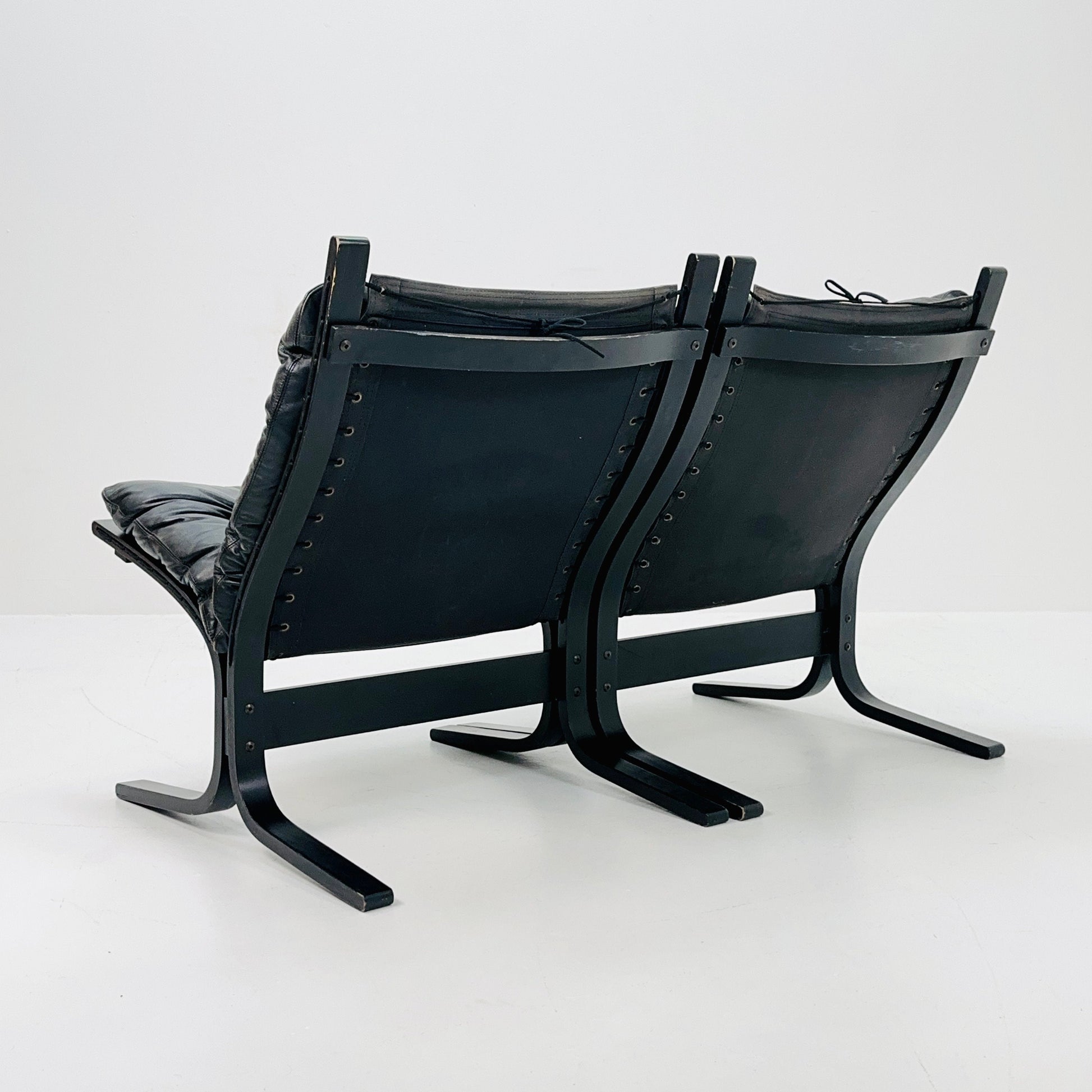Set of 2 Mid-Century Norwegian Siesta lounge chairs by Ingmar Relling for Westnofa 1960s Norway