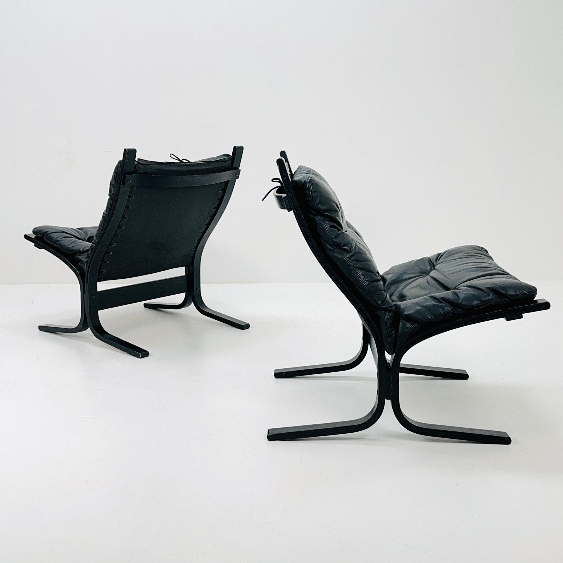 Set of 2 Mid-Century Norwegian Siesta lounge chairs by Ingmar Relling for Westnofa 1960s Norway