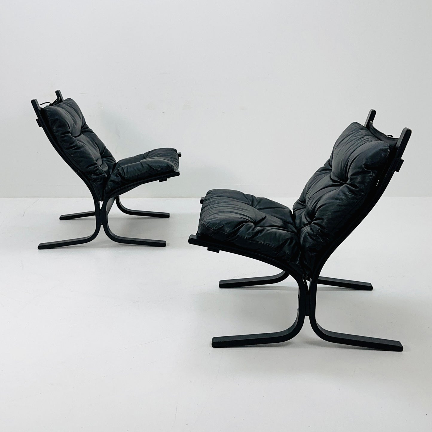 Set of 2 Mid-Century Norwegian Siesta lounge chairs by Ingmar Relling for Westnofa 1960s Norway