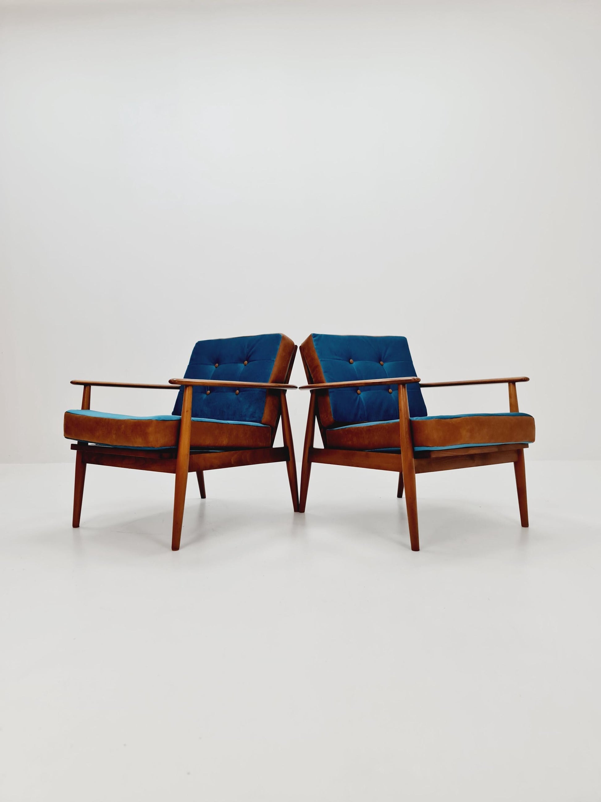 Mid-century pair of German lounge armchair, 1960s