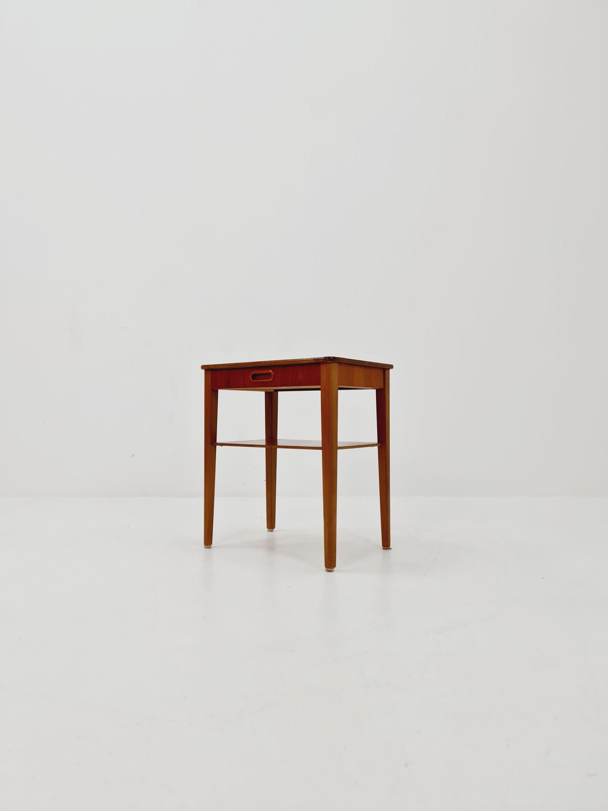 Mid century Scandinavian teak side table / bedside table, 1960s
