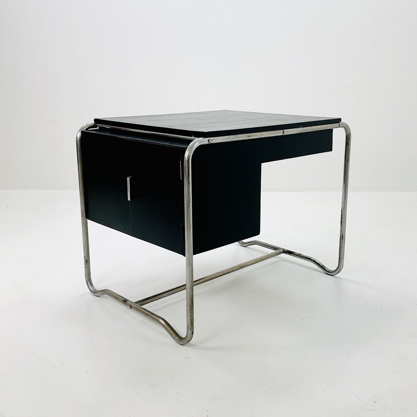 Mid century Bauhaus Tublar desk for mart stam & Marcel Brauer by Thonet 1930s