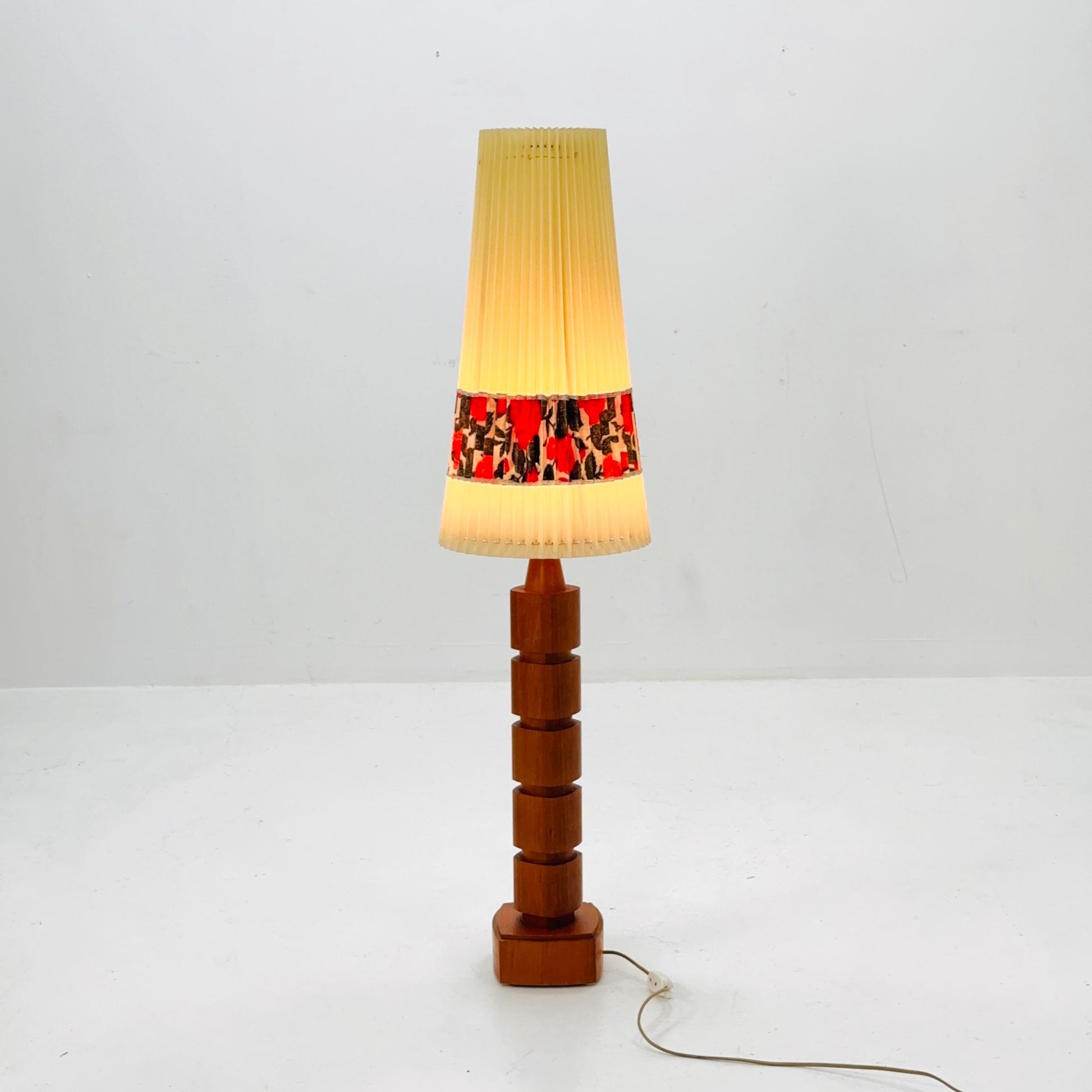 Mid century floor lamp by Möllers armature factory, Eskilstuna.1960s