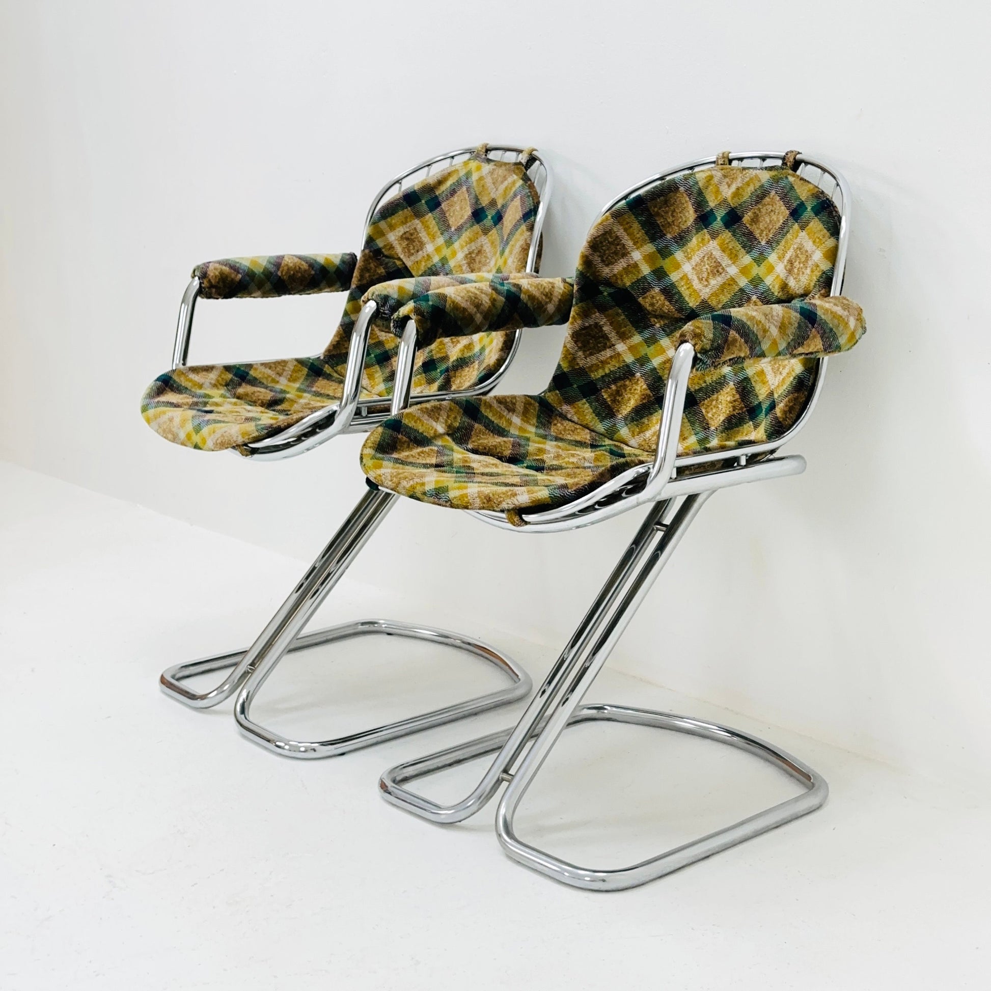 1 of 3 Gastone Rinaldi Space Age Chrome & Velvet Dining Room Chairs, 1970s