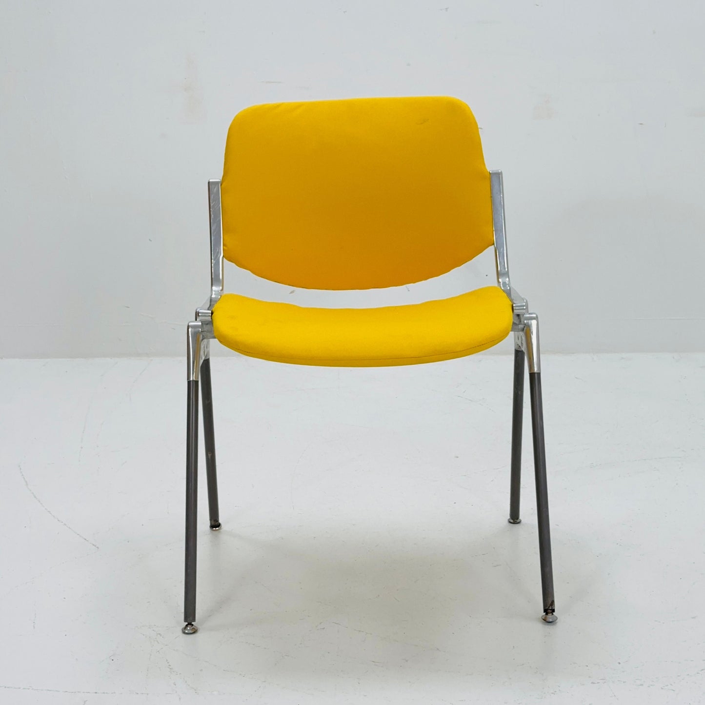 1/6 Mid century Stacking yellow fabric chair by Giancarlo Piretti for Anomima Castelli ,Italy 1960s