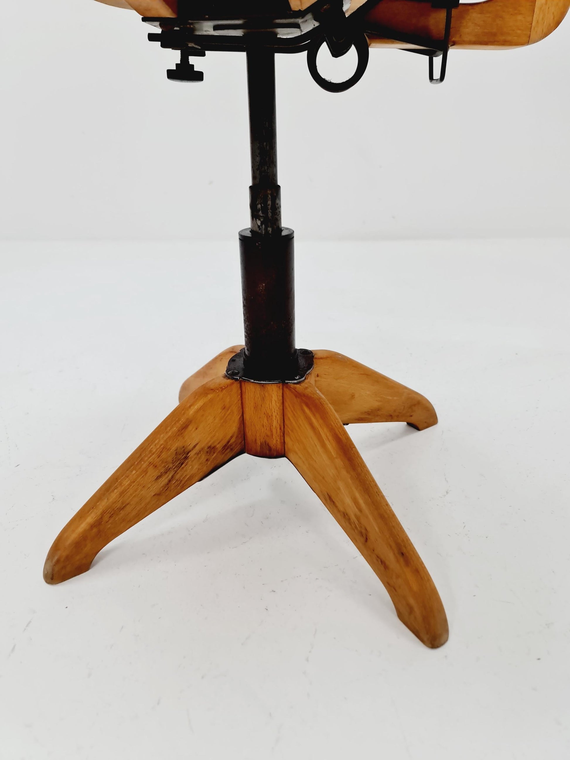 Bauhaus swivel office chair in solid wood By stoll 1930s