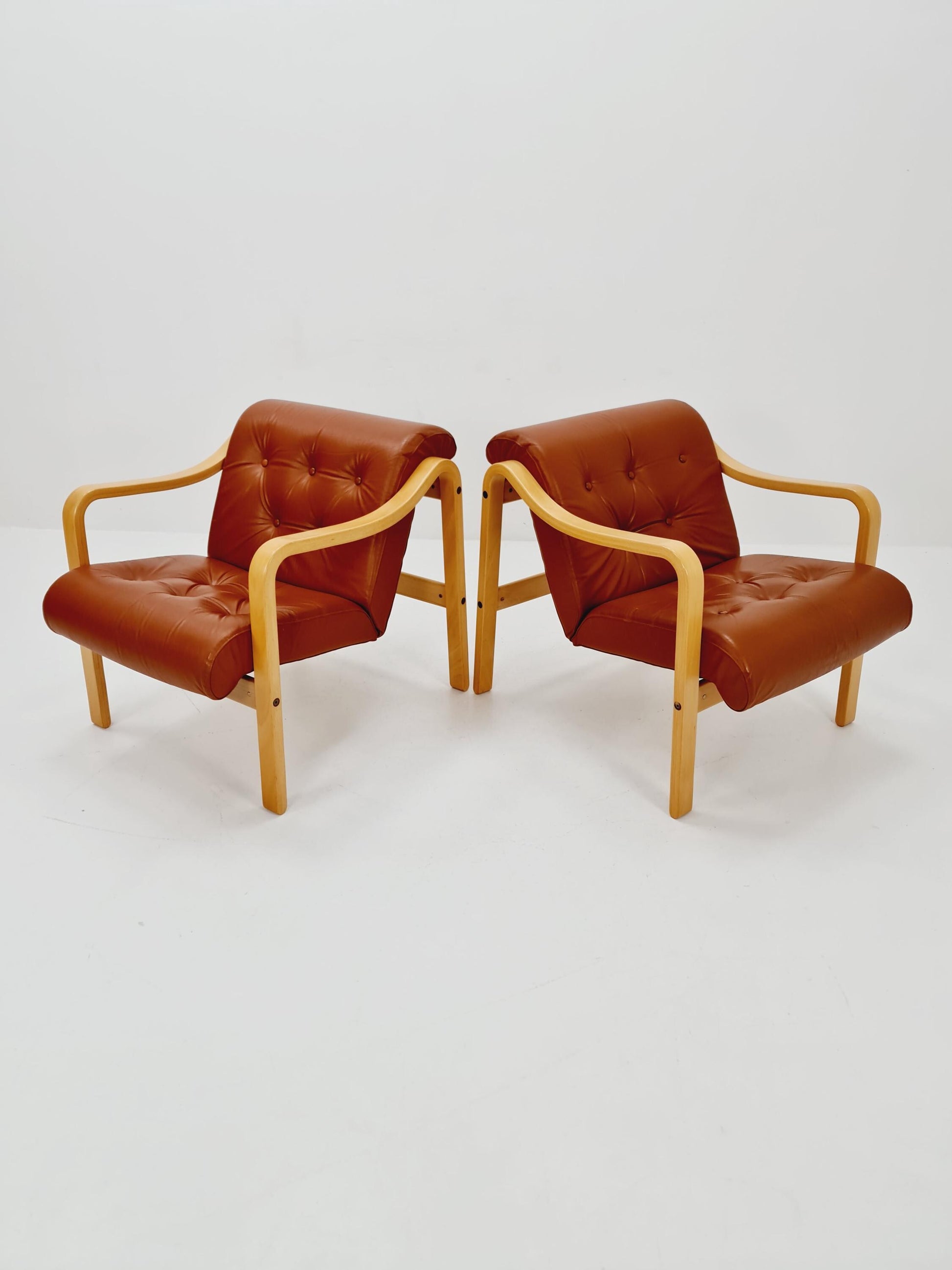 Mid-Century lounge chair by Ingmar Relling for Westnofa, Norway 1970s Set of 2