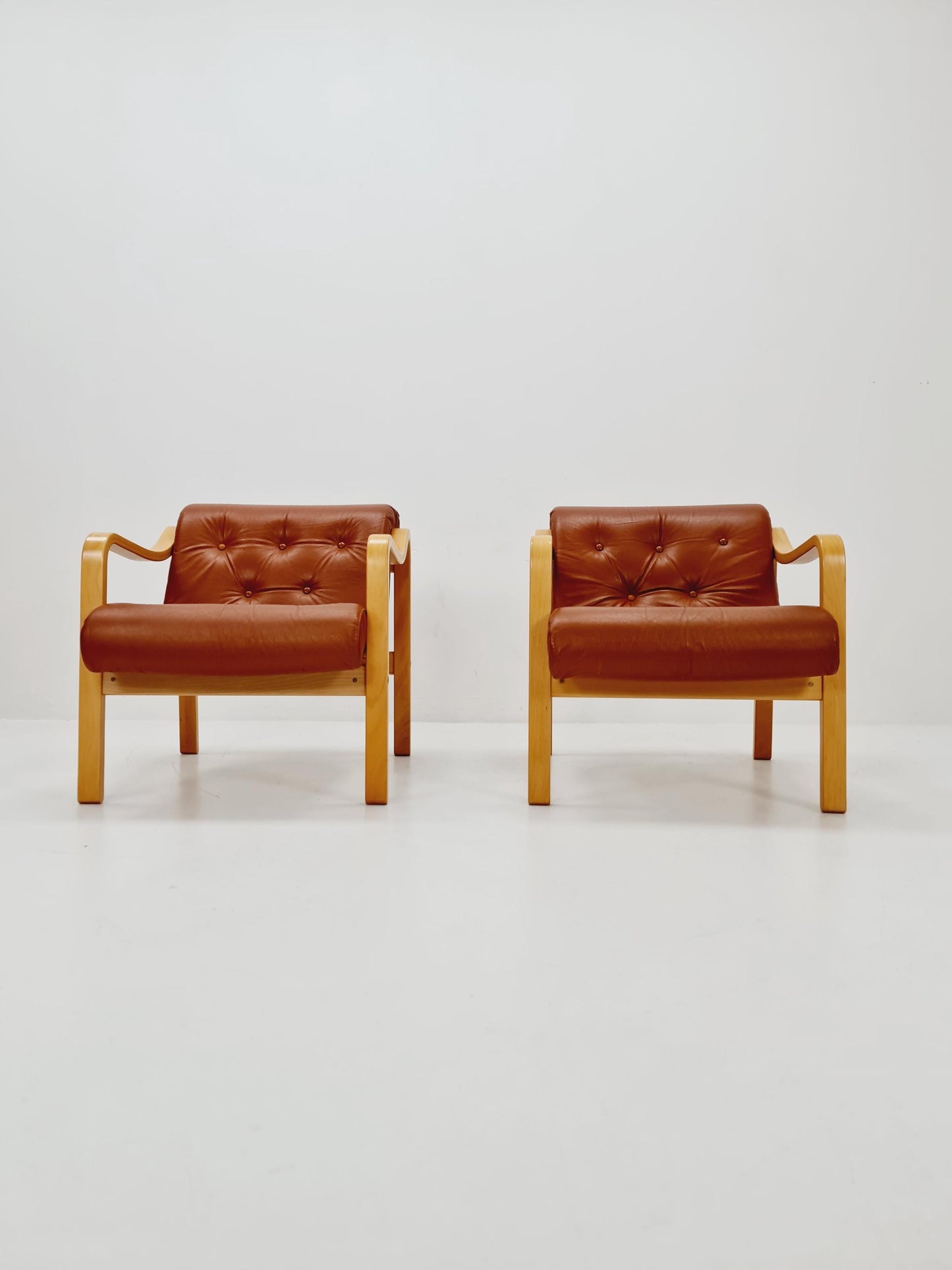 Mid-Century lounge chair by Ingmar Relling for Westnofa, Norway 1970s Set of 2