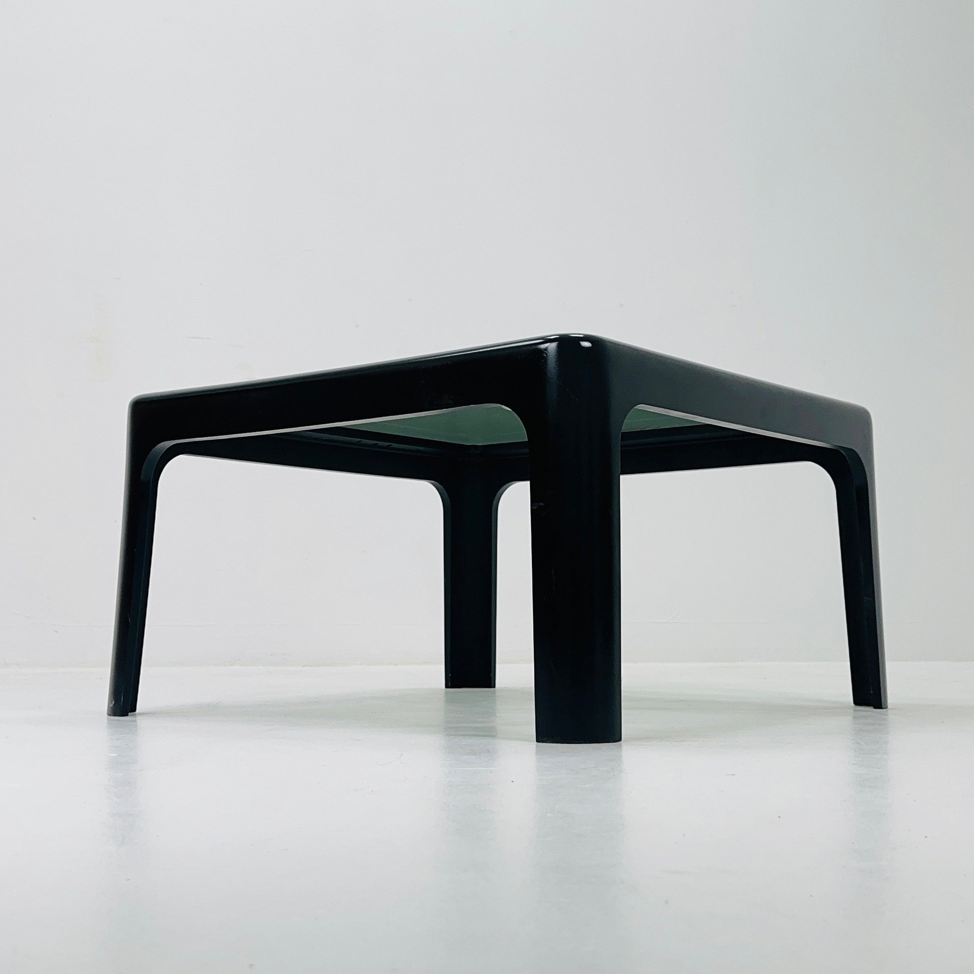 Mid-Century Space Age green smoked glass coffee table by Peter Ghyczy for Horn Collection, 1960s