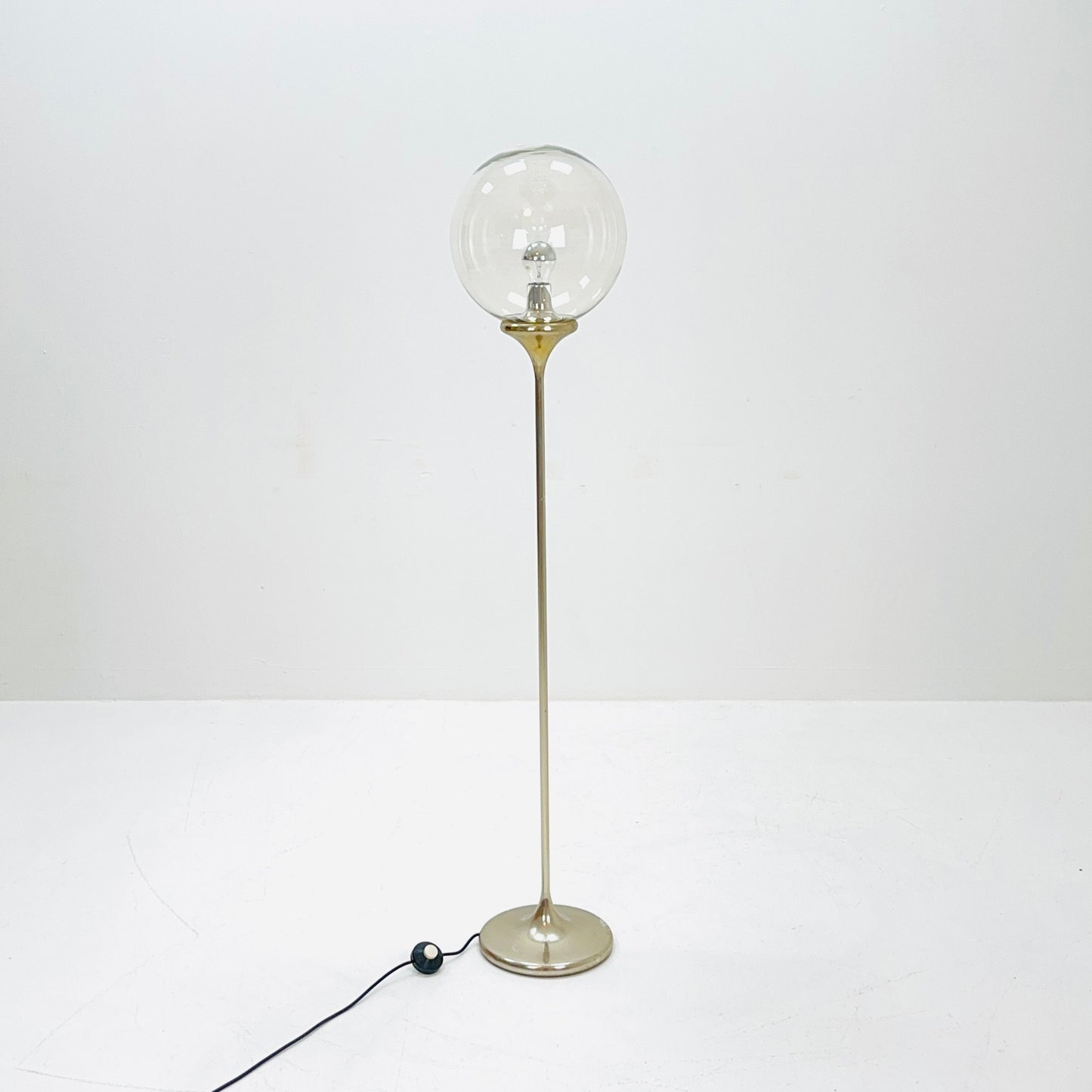 Mid century Floor lamp trumpet base by Doria Leuchten, Germany 1970s