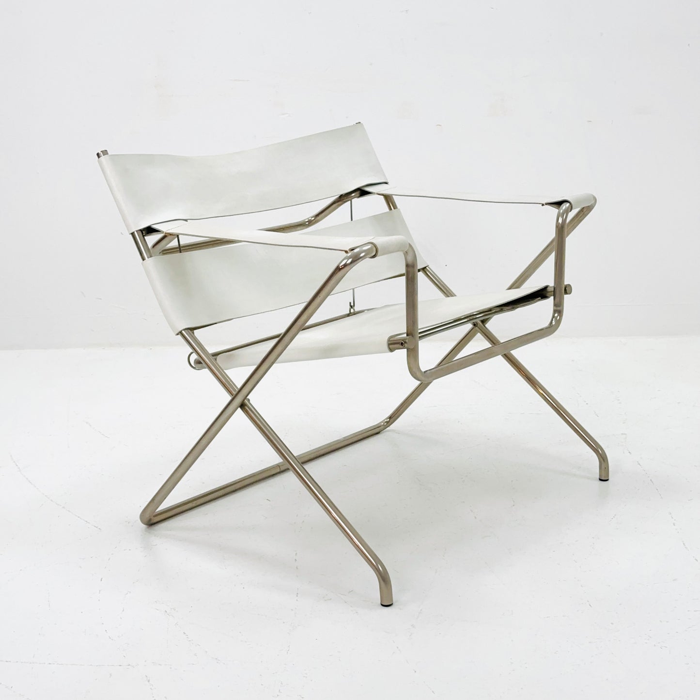Mid century Folding Bauhaus D4 leather armchair by Marcel Breuer for Tecta, 1960s