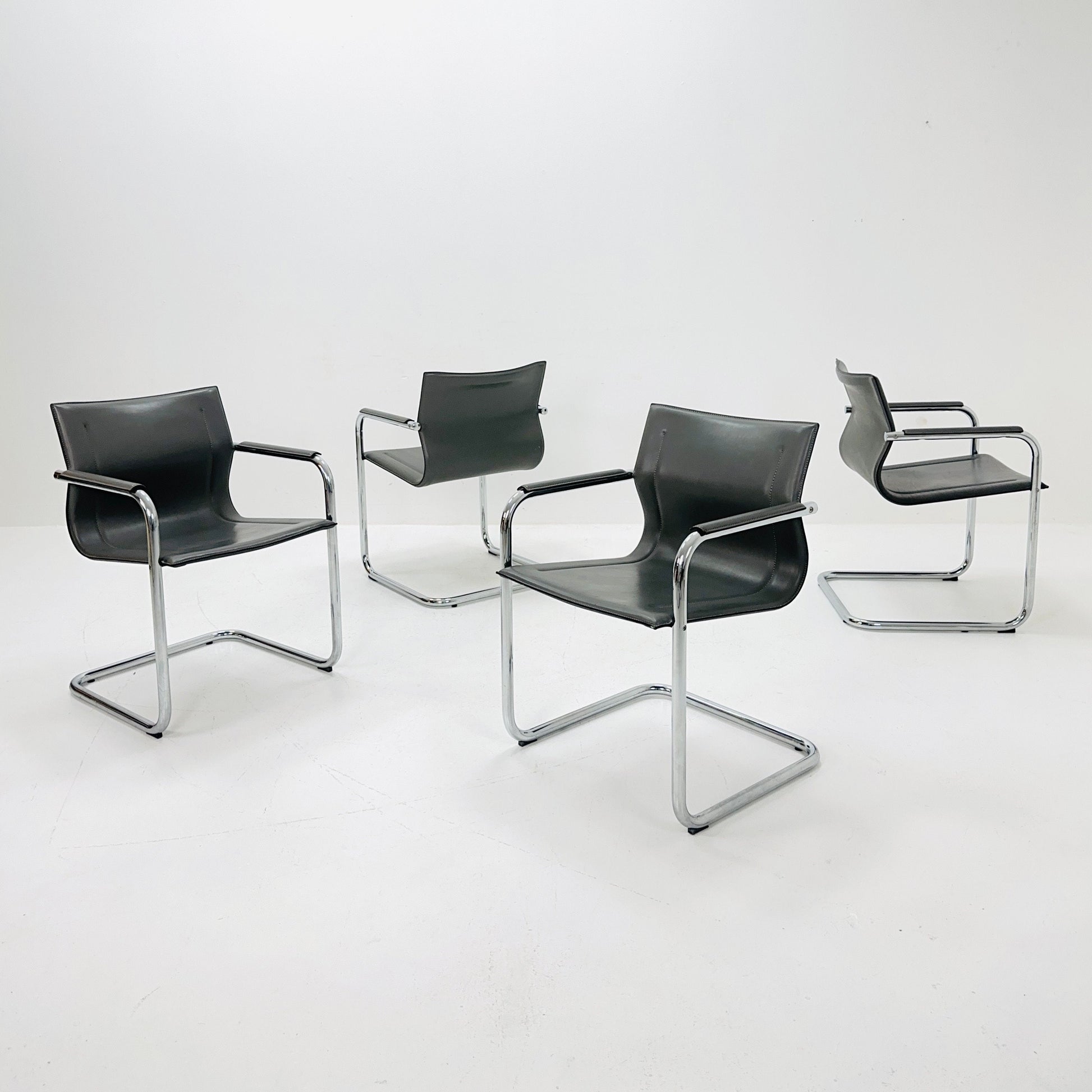 Set of 4 Italian Cantilever MG15 leather Armchairs by Matteo Grassi, 1970s