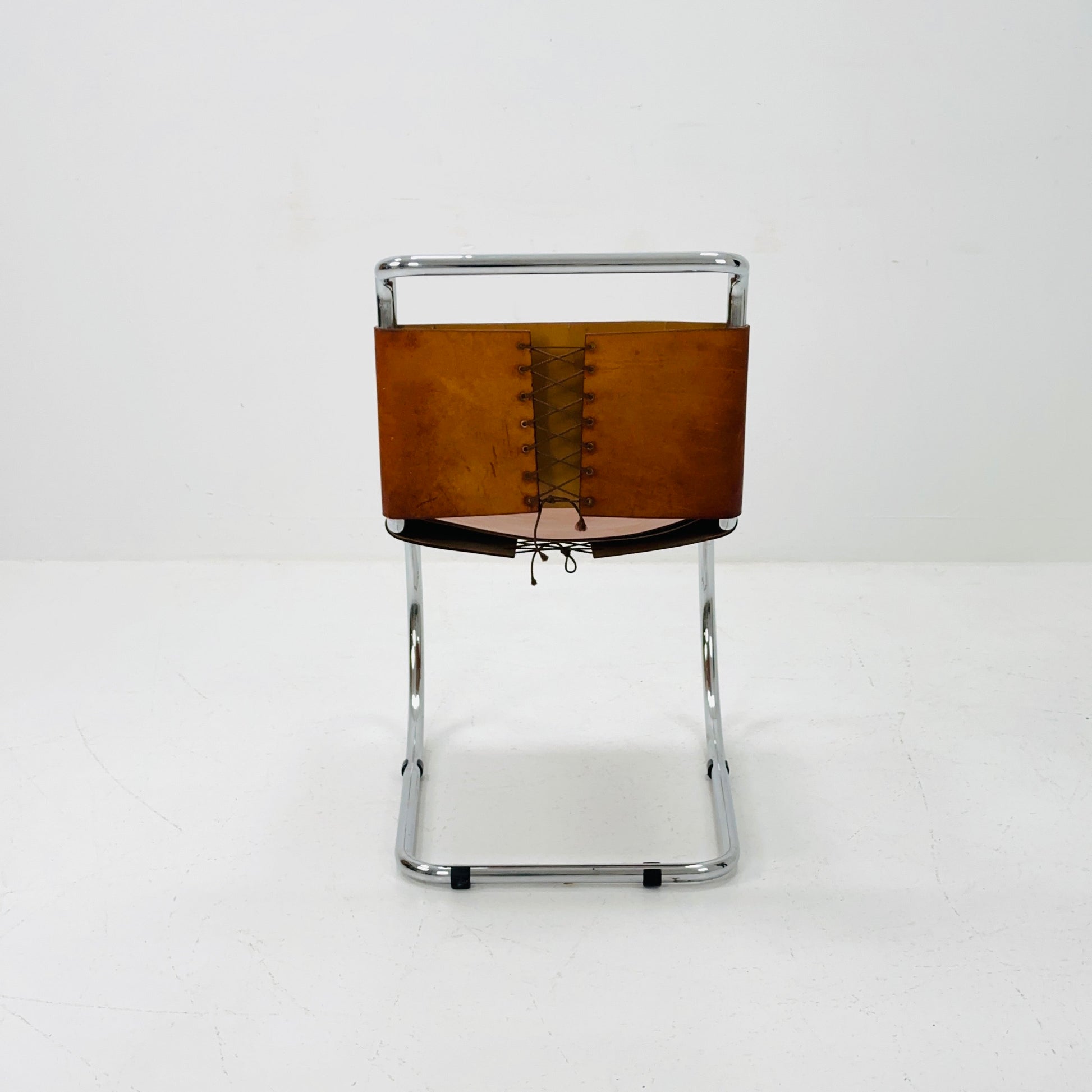 Mid century “Mr10” cantilever chair in cognac Color by Mies Van Der Rohe for Knoll International, 1960s