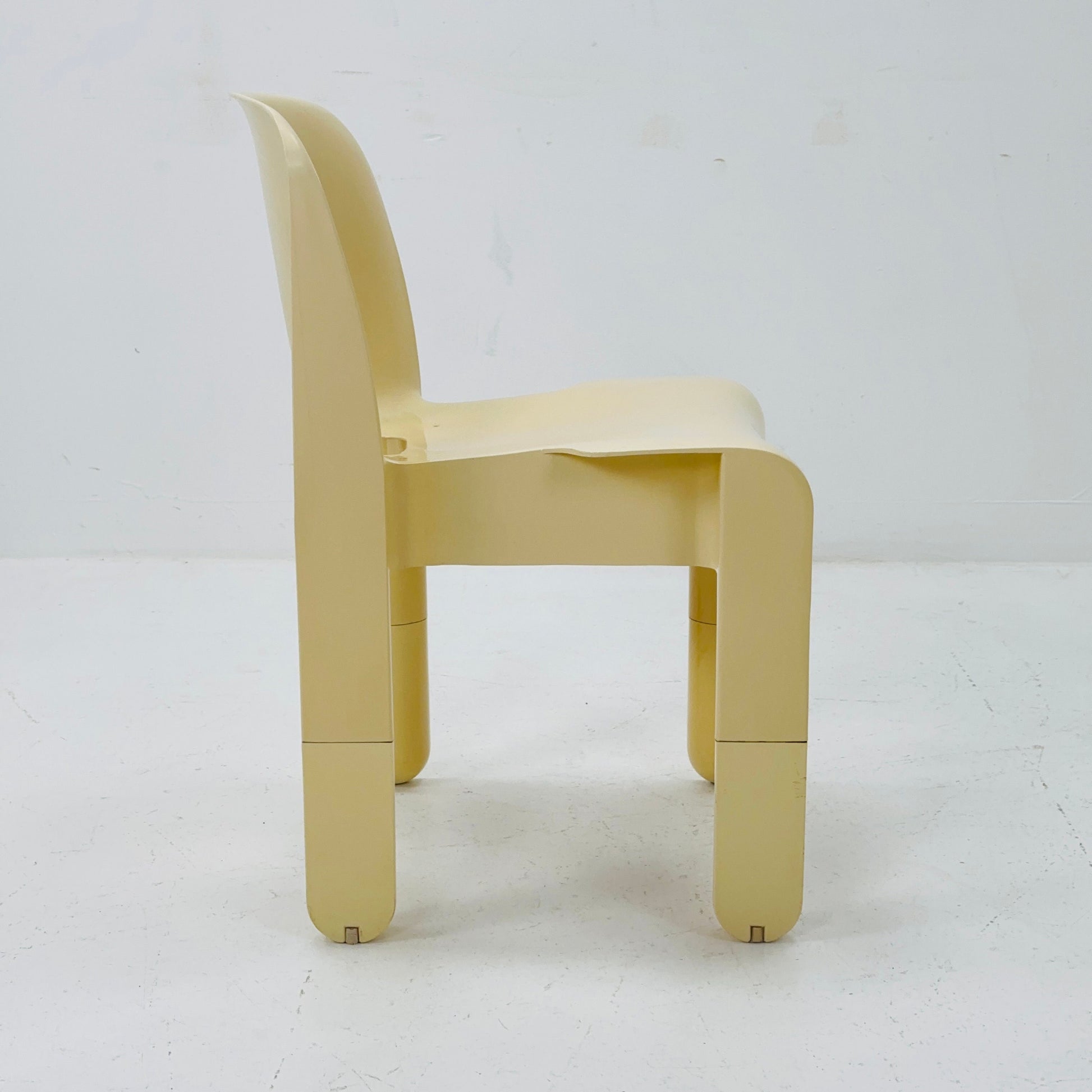 Mid century Universale chair model 860-861 by Joe Colombo for Kartell 1965