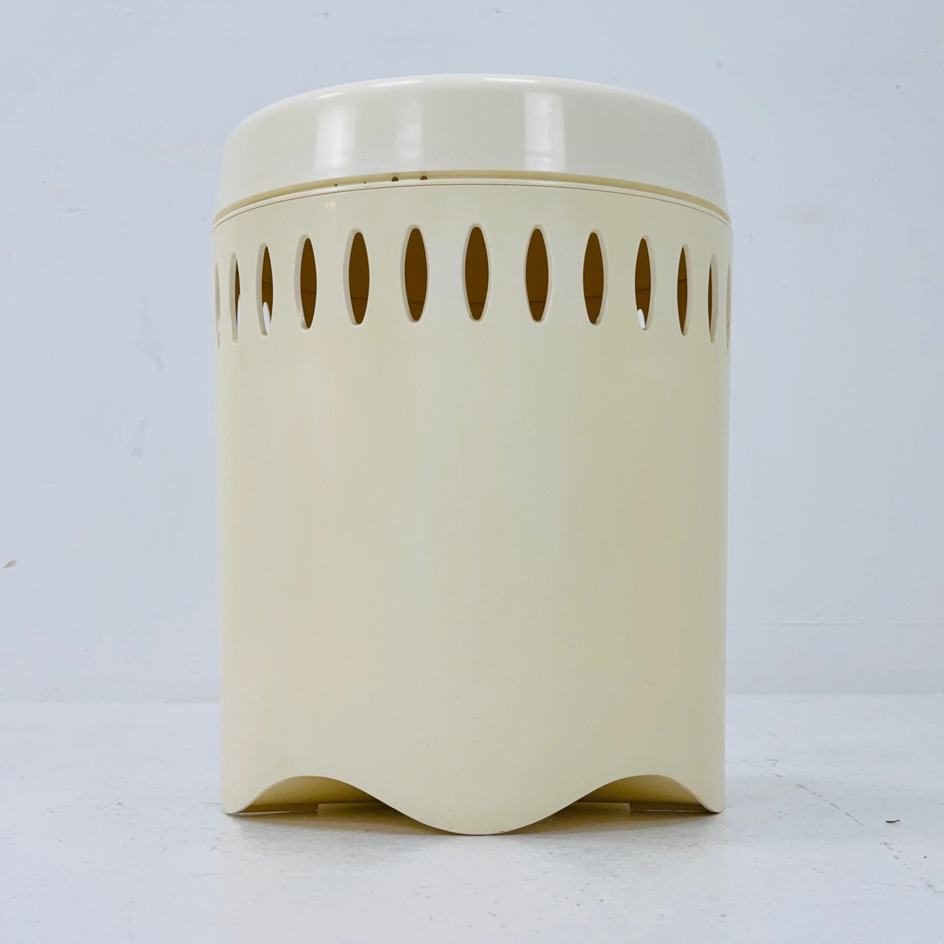 Space age iconic West German laundry basket/ stool by Emsa , 1970s