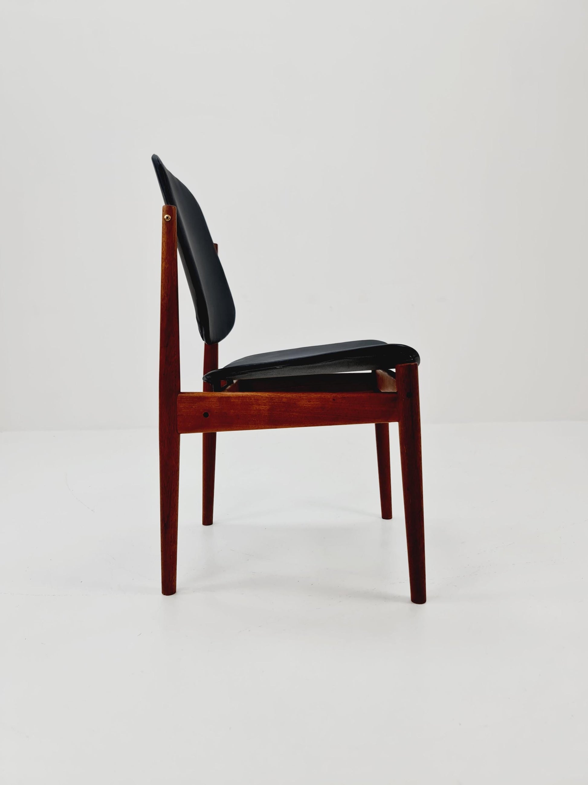 Danish teak and leather chair by Arne Vodder for France & Daverkosen, 1960s
