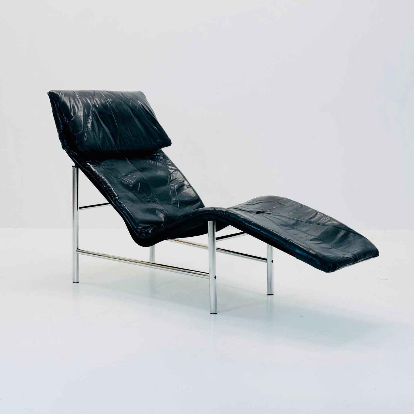 Post Modern Tord Björklund “Skye” Chaise Lounge for Ikea, Sweden, circa 1970s