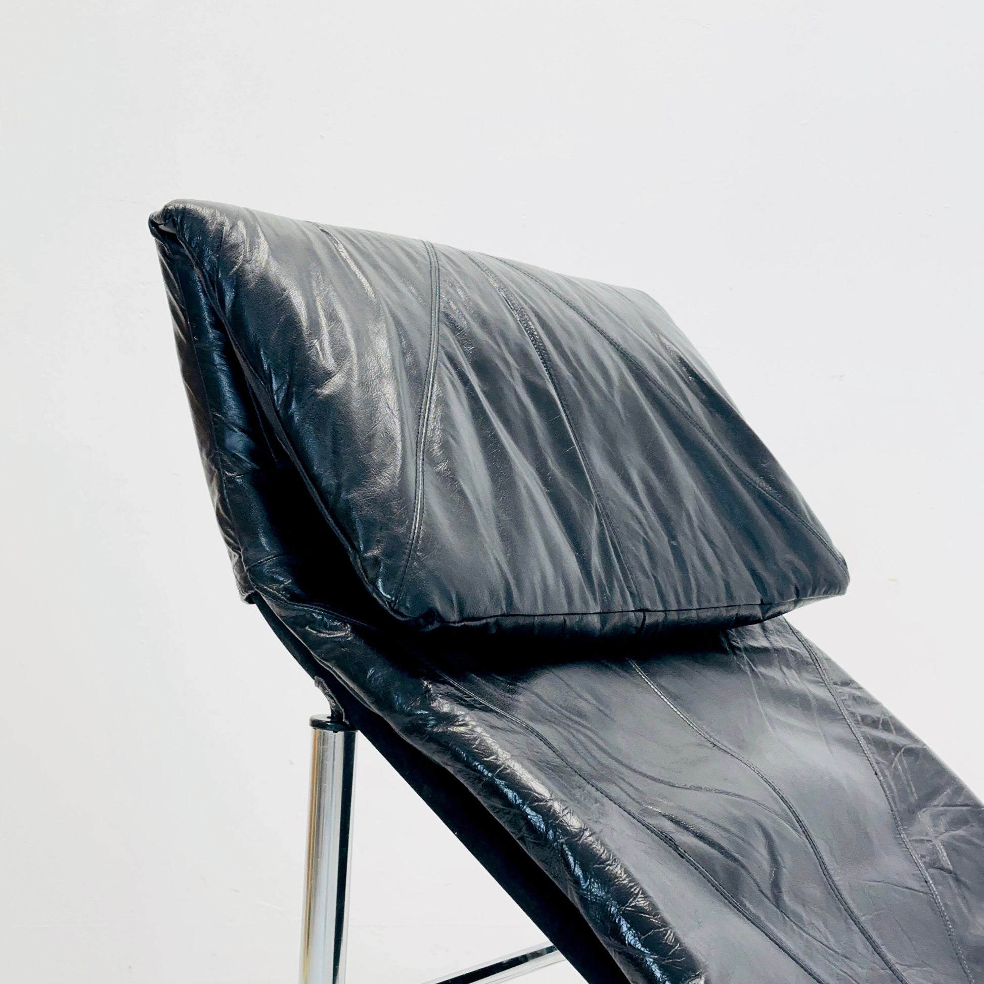 Post Modern Tord Björklund “Skye” Chaise Lounge for Ikea, Sweden, circa 1970s