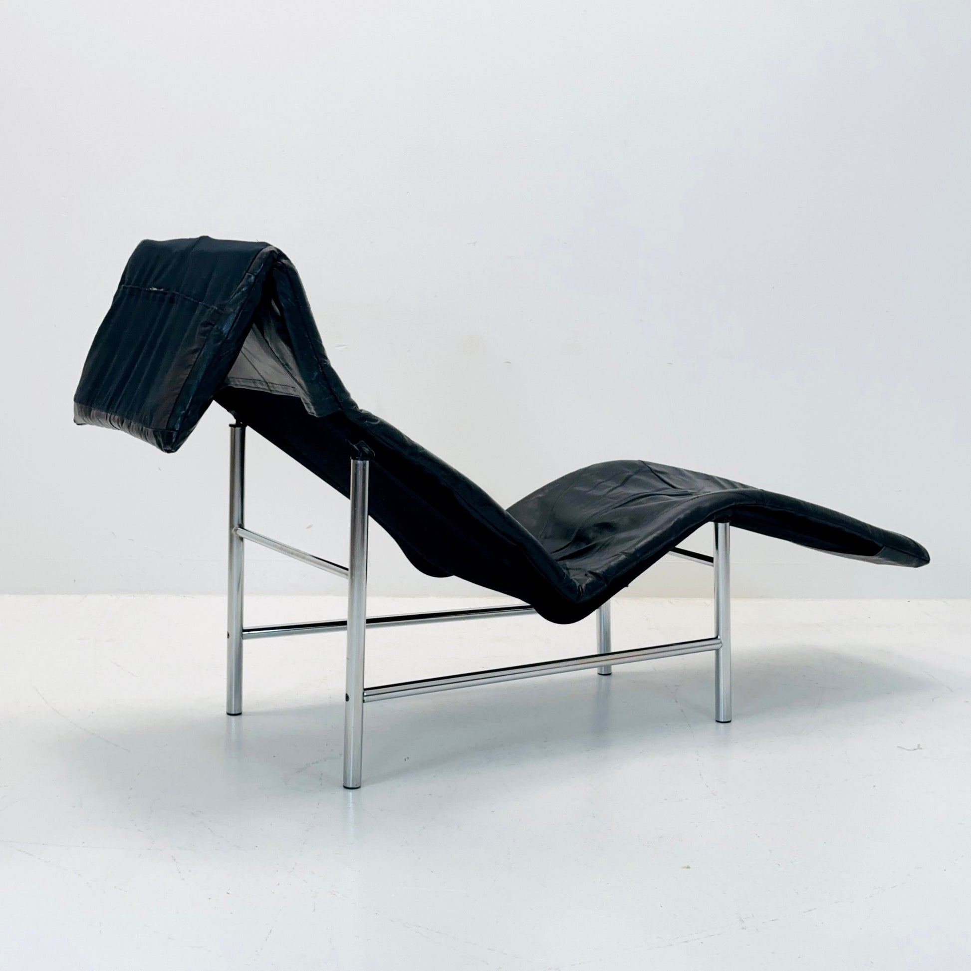 Post Modern Tord Björklund “Skye” Chaise Lounge for Ikea, Sweden, circa 1970s