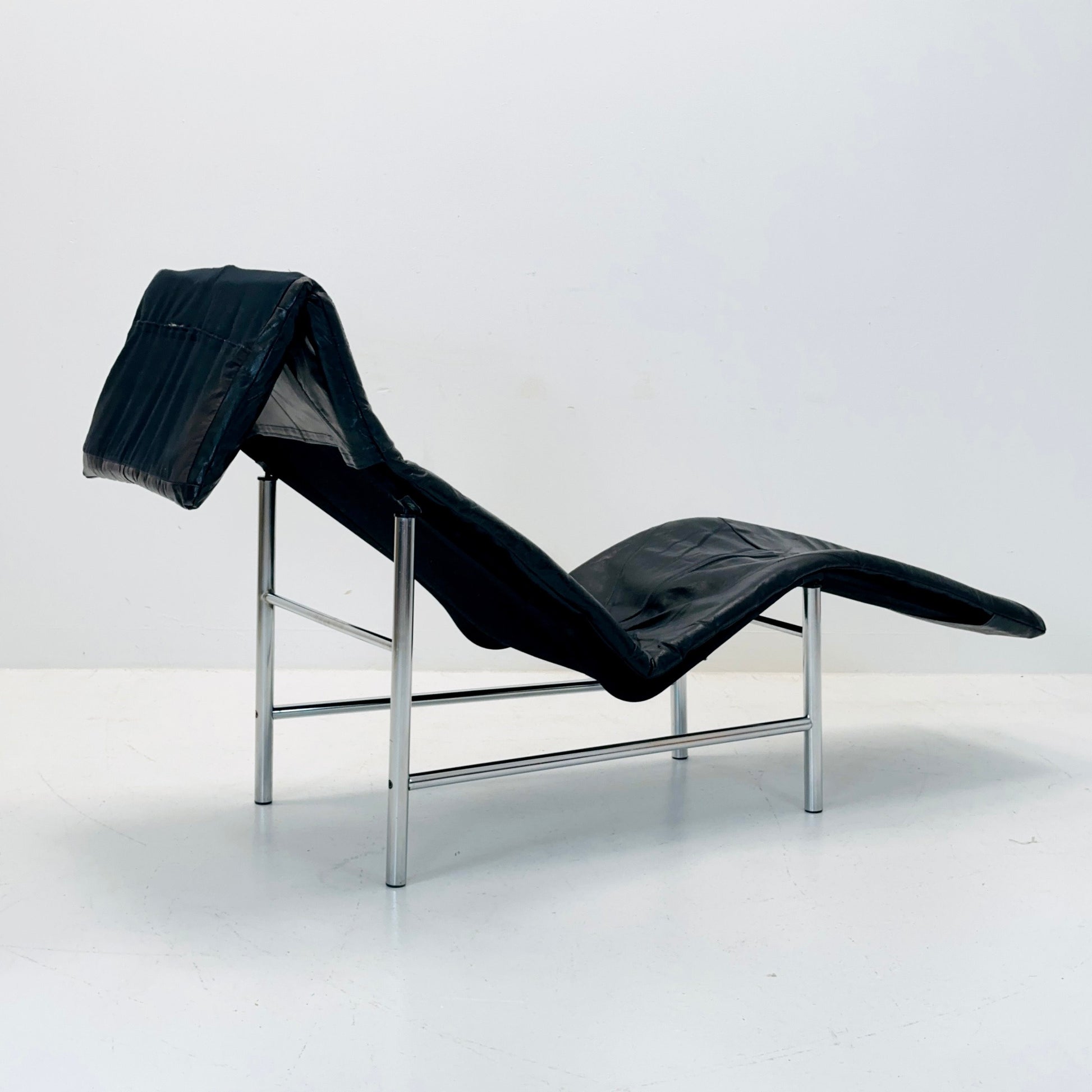 Post Modern Tord Björklund “Skye” Chaise Lounge for Ikea, Sweden, circa 1970s