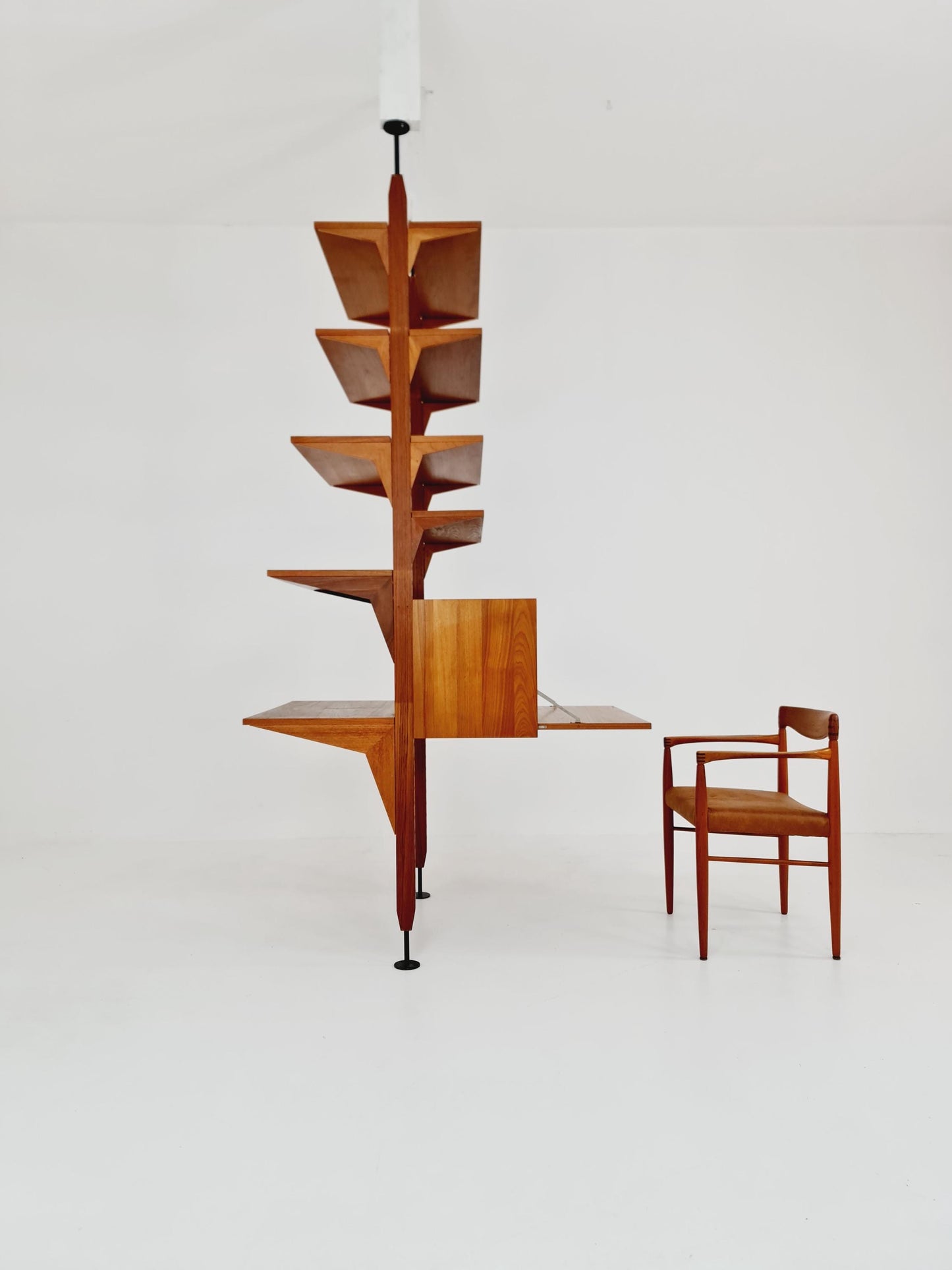 Two sides Midcentury Danish teak free standing room divider shelving Unit, by Poul Cadovius, 1960s