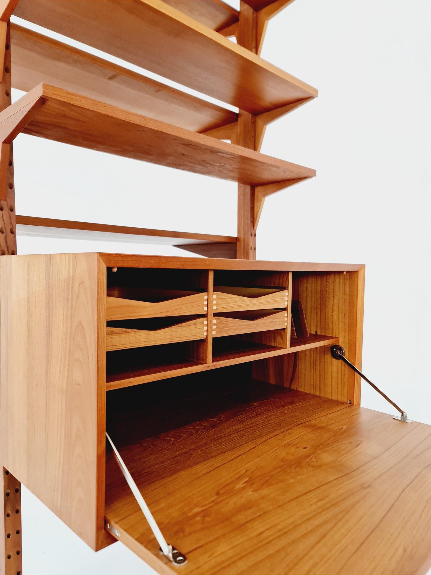 Two sides Midcentury Danish teak free standing room divider shelving Unit, by Poul Cadovius, 1960s