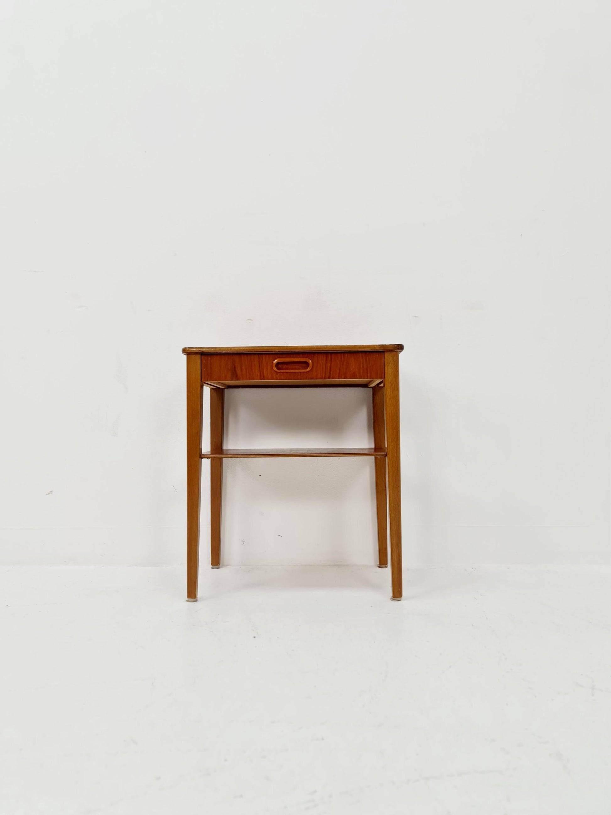 Mid century Scandinavian teak side table / bedside table, 1960s