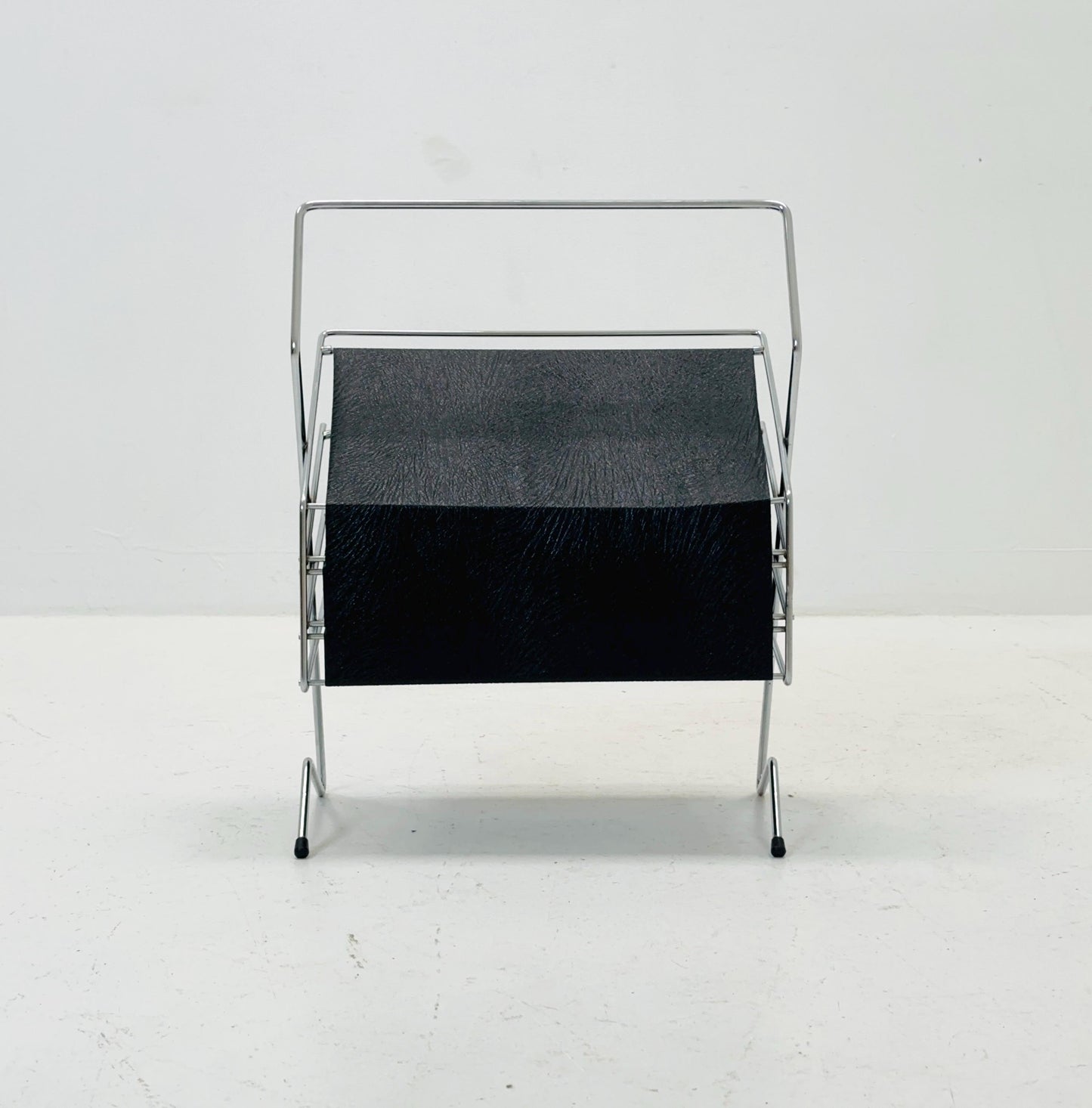 Mid-Century bauhaus Minimalist stand Magazine Rack, 1960s