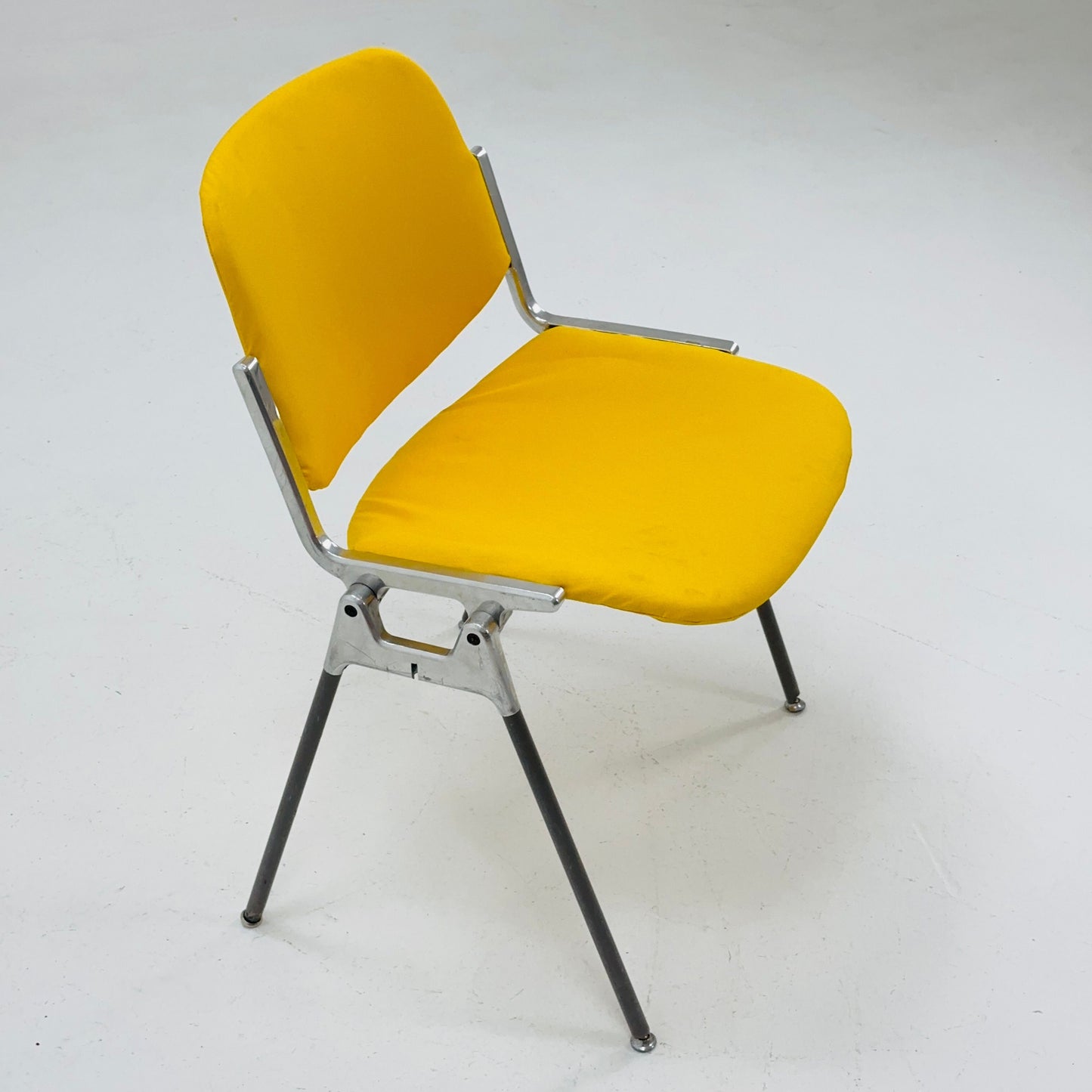 1/6 Mid century Stacking yellow fabric chair by Giancarlo Piretti for Anomima Castelli ,Italy 1960s
