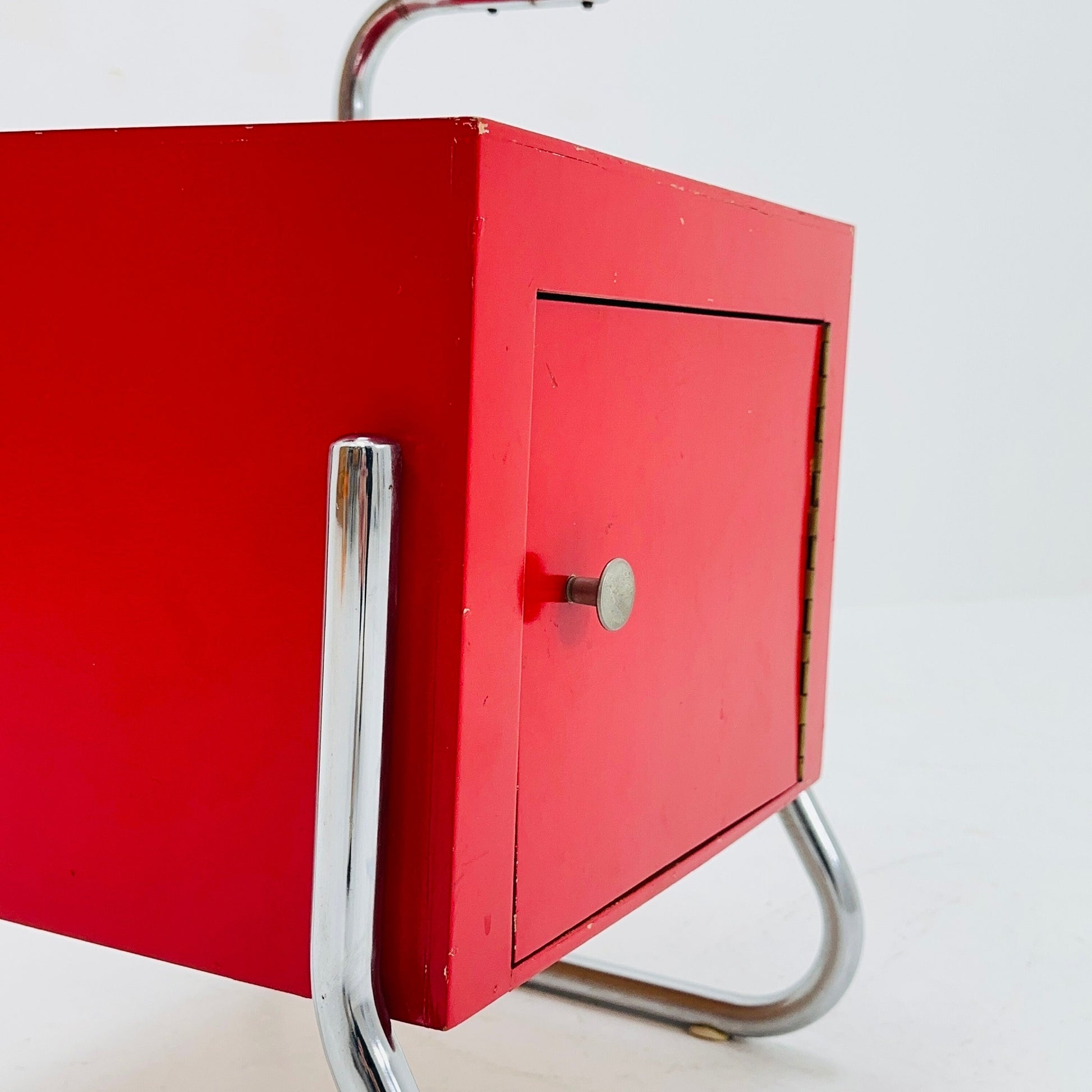 Bauhaus night cabinet/nightstand with shelf in red 1970s