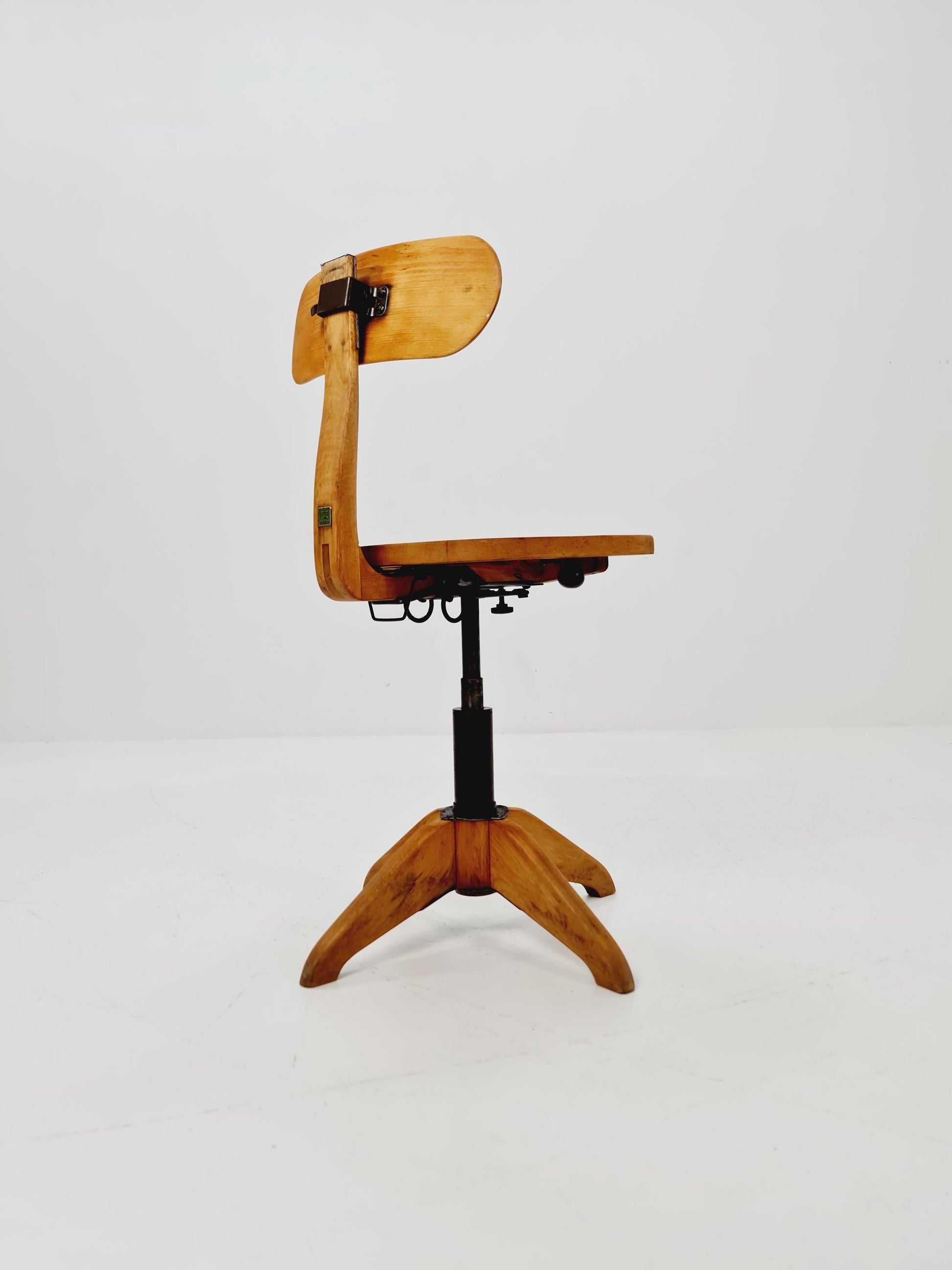 Bauhaus swivel office chair in solid wood By stoll 1930s