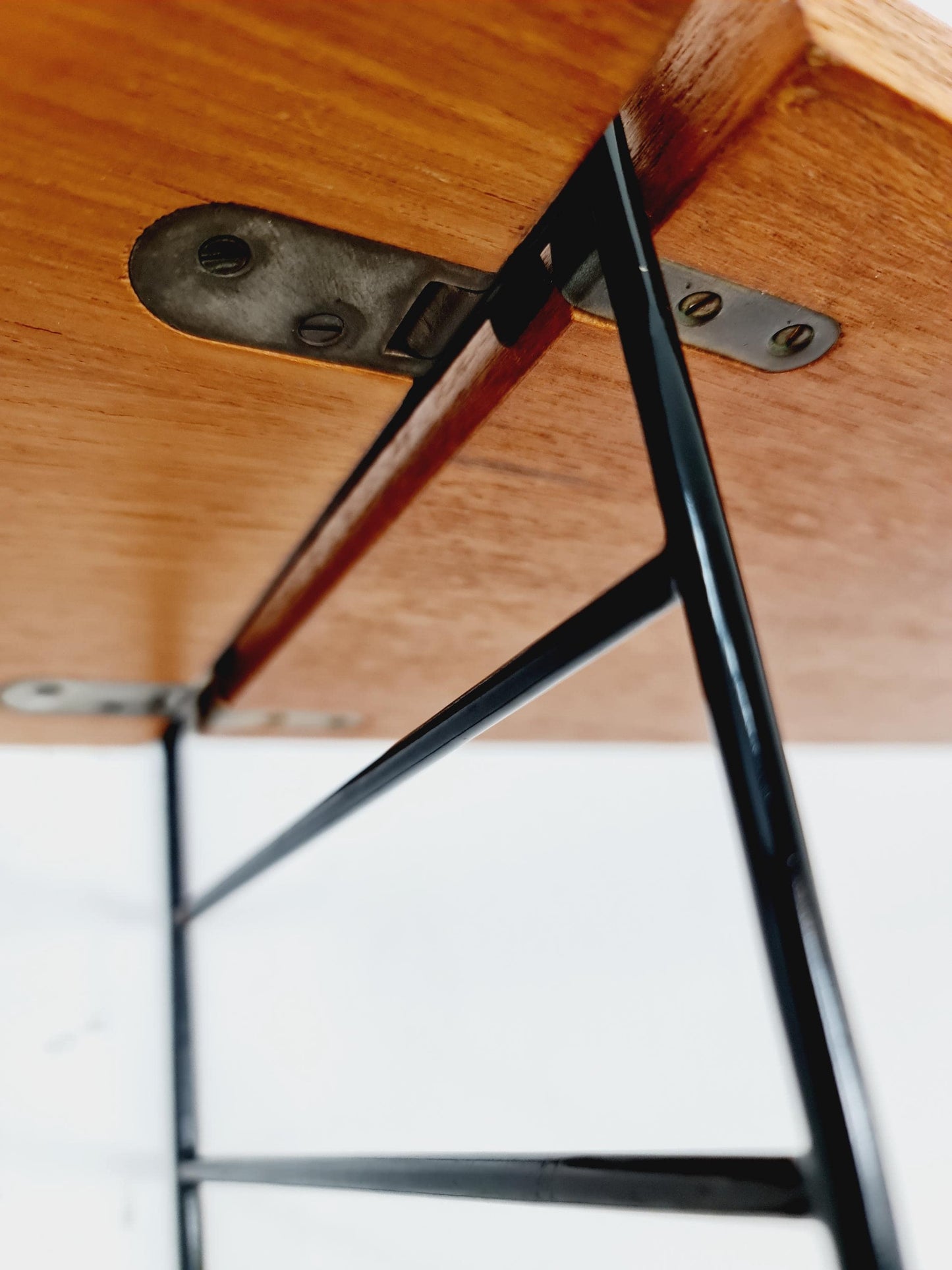 Original MCM Teak shelving system - consists of black lacquered metal ladders, from string Stockholm 1960s
