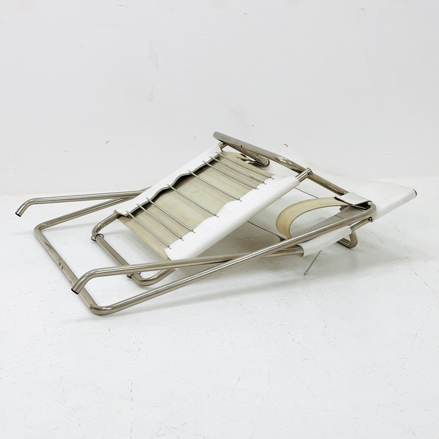 Mid century Folding Bauhaus D4 leather armchair by Marcel Breuer for Tecta, 1960s